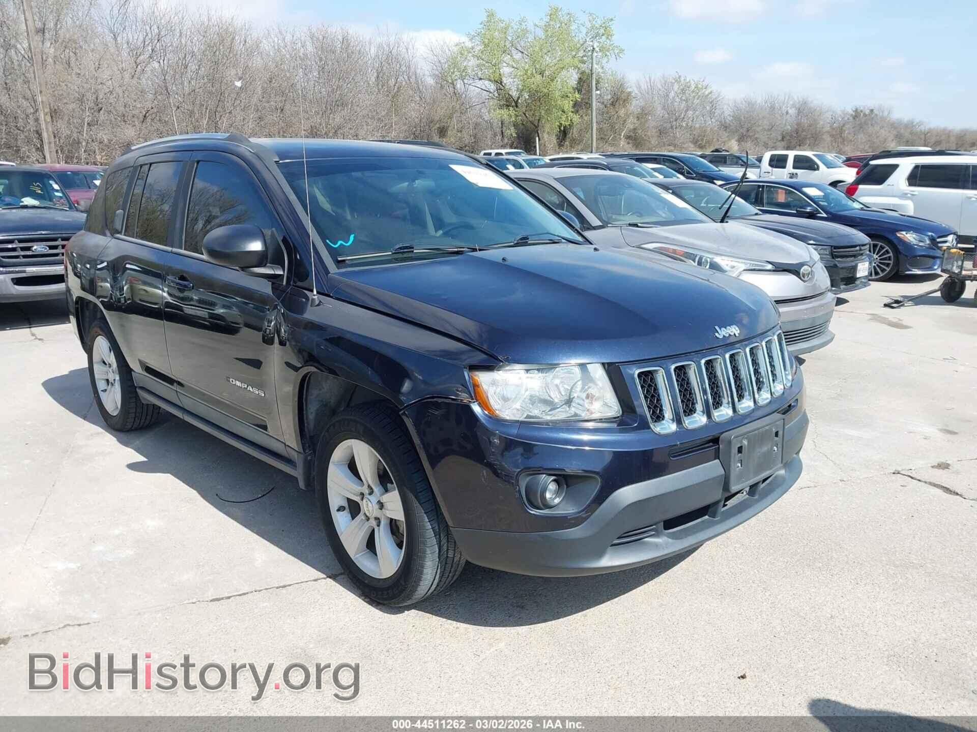 Photo 1J4NT1FA6BD224933 - JEEP COMPASS 2011