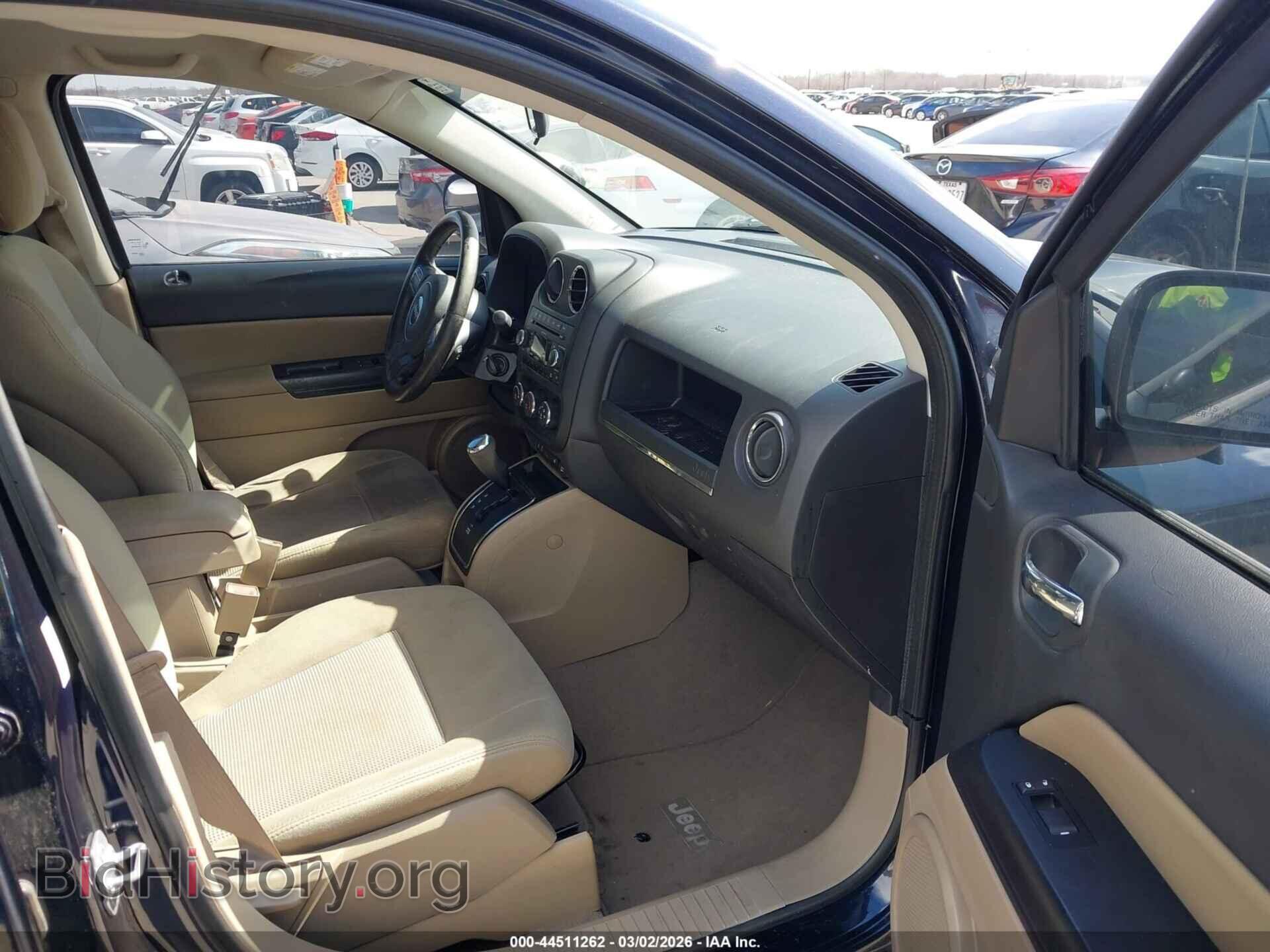 2011 JEEP COMPASS - VIN: 1J4NT1FA6BD224933 - Фото 5