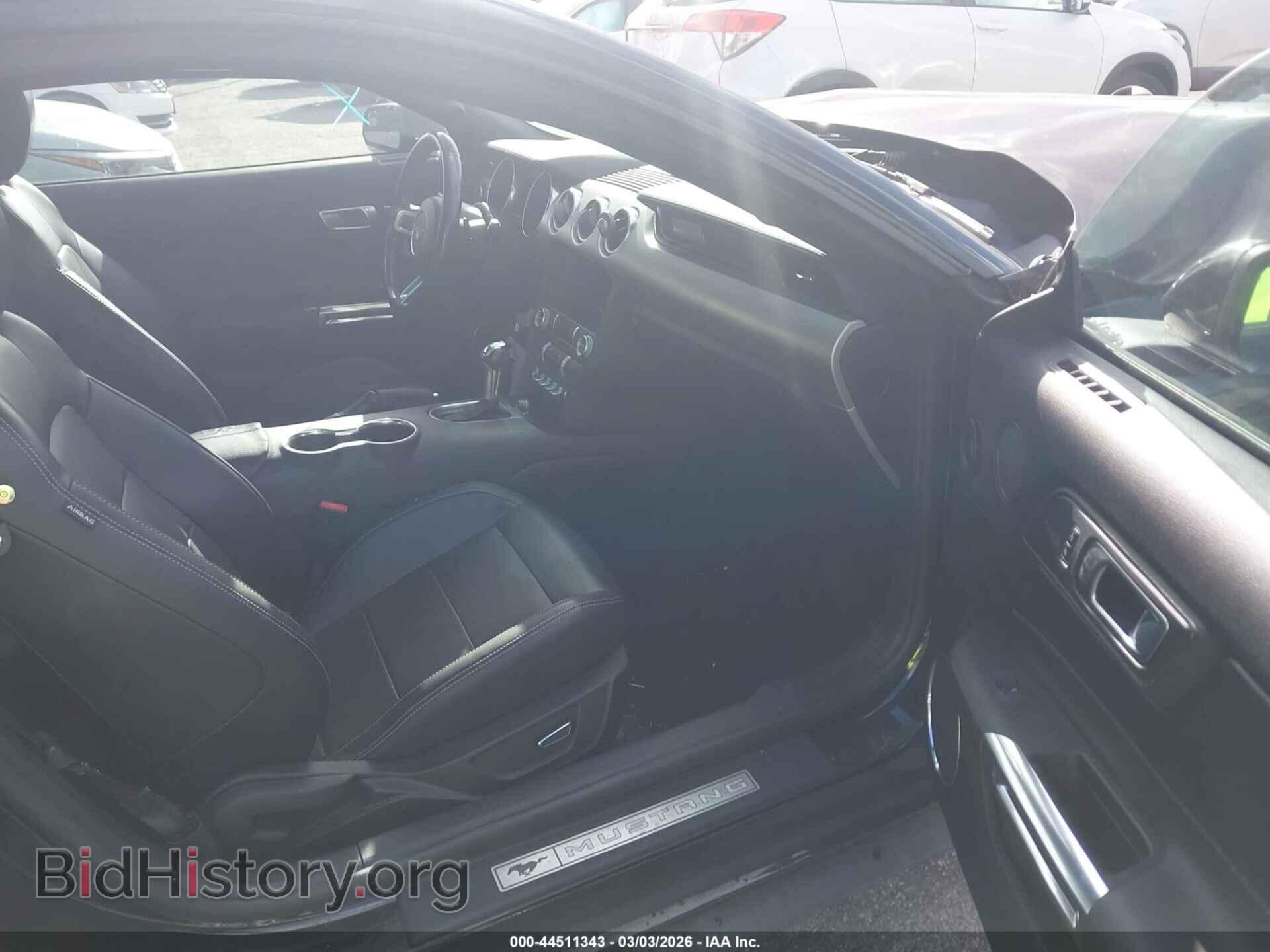 2019 FORD MUSTANG - VIN: 1FA6P8TH2K5174184 - Фото 5