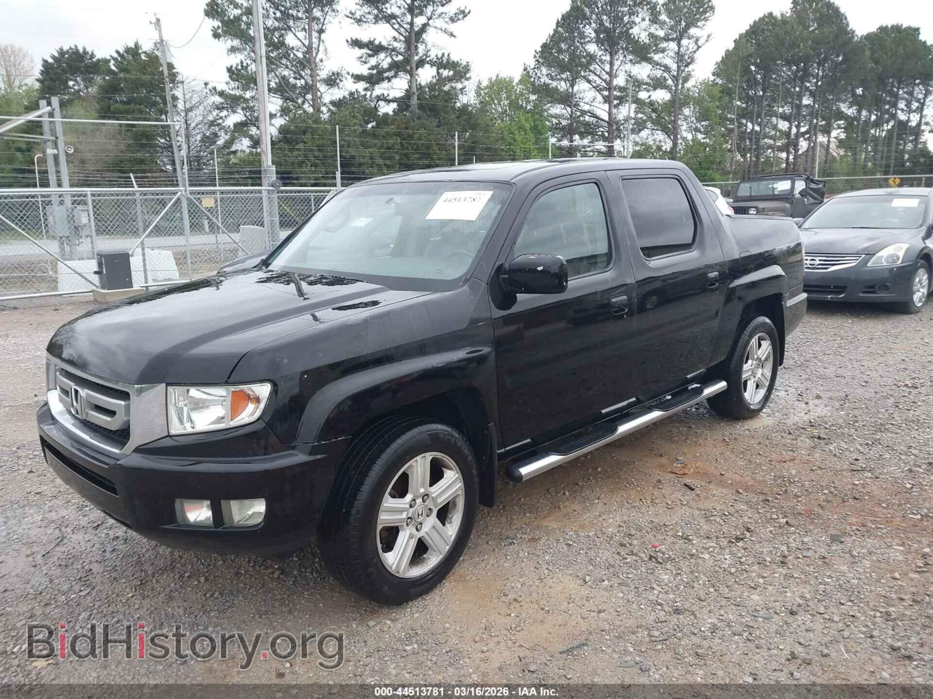 2011 HONDA RIDGELINE - VIN: 5FPYK1F5XBB006292 - Photo 2