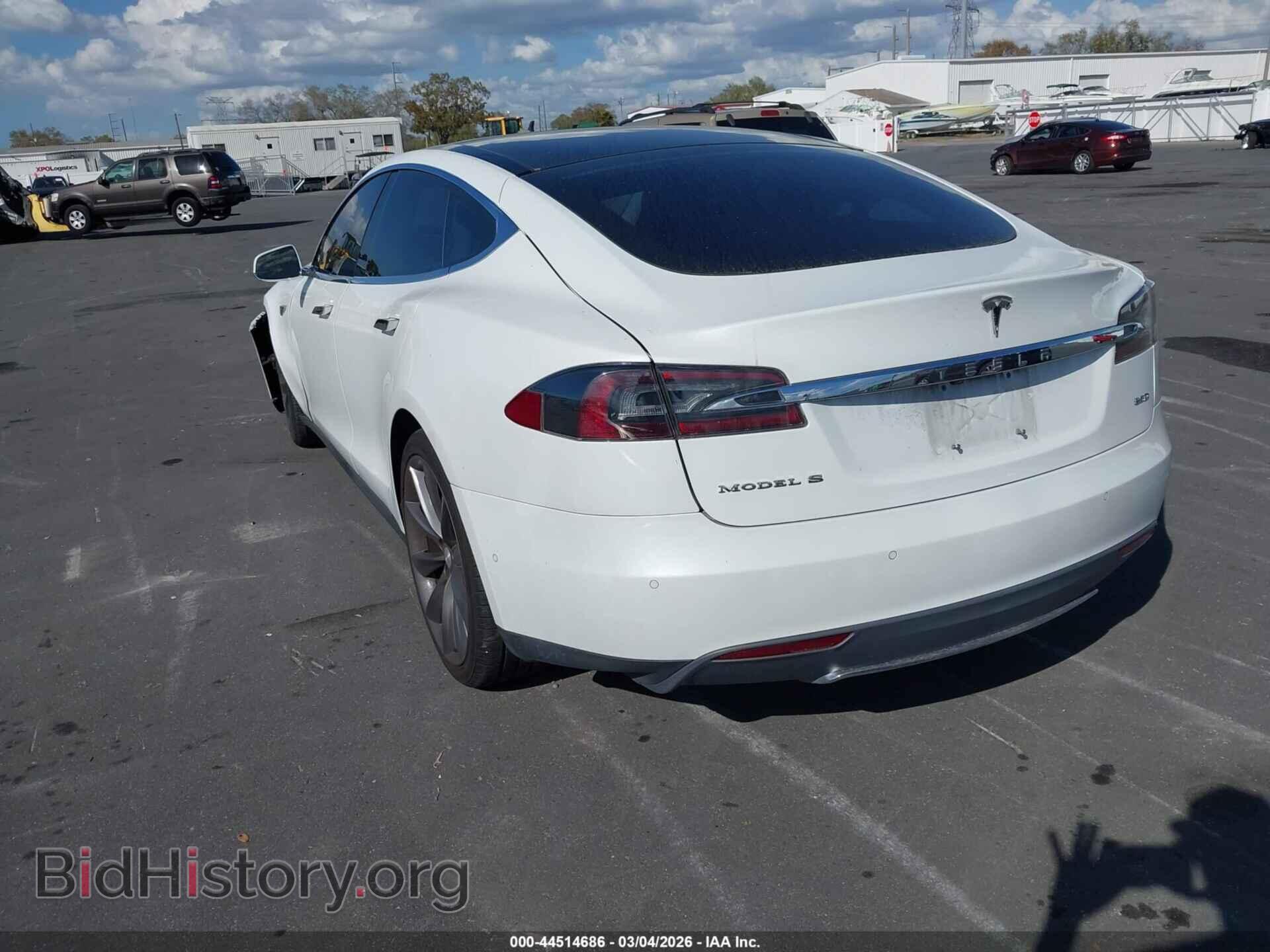 2015 TESLA MODEL S - VIN: 5YJSA1E29FF118290 - Фото 3