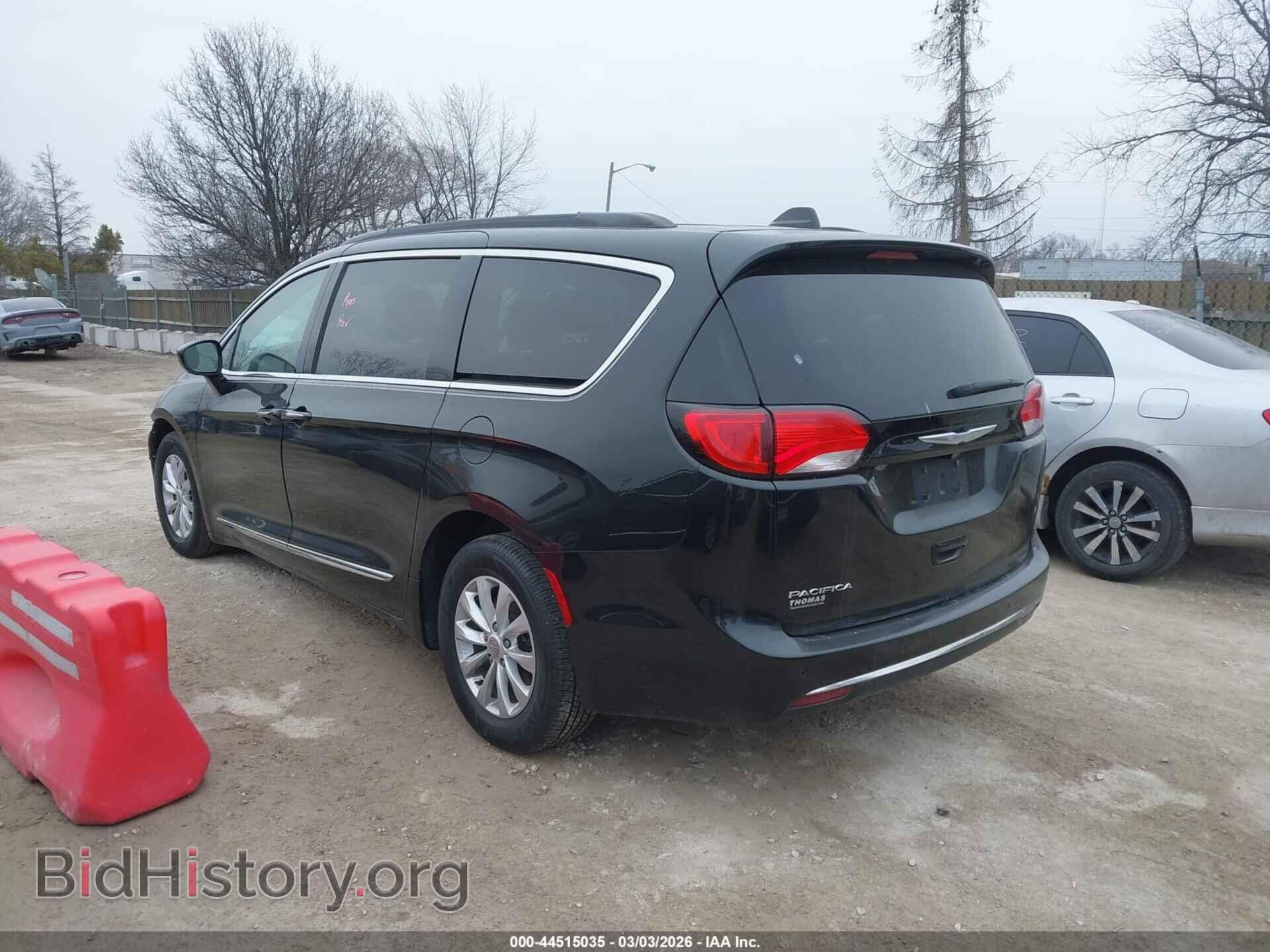 2017 CHRYSLER PACIFICA - VIN: 2C4RC1BG4HR752168 - Фото 3