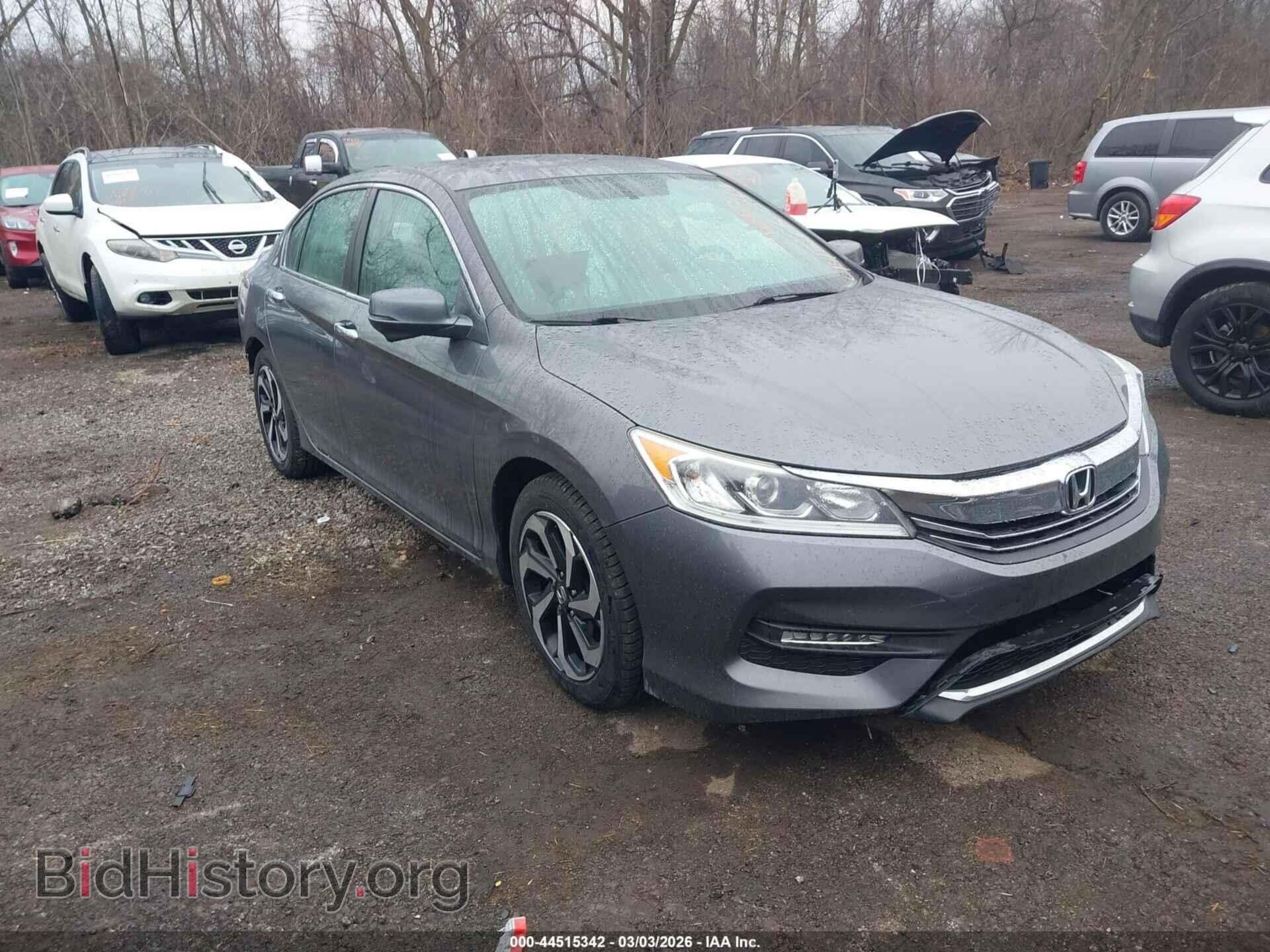 Фотография 1HGCR2F83HA042584 - HONDA ACCORD 2017