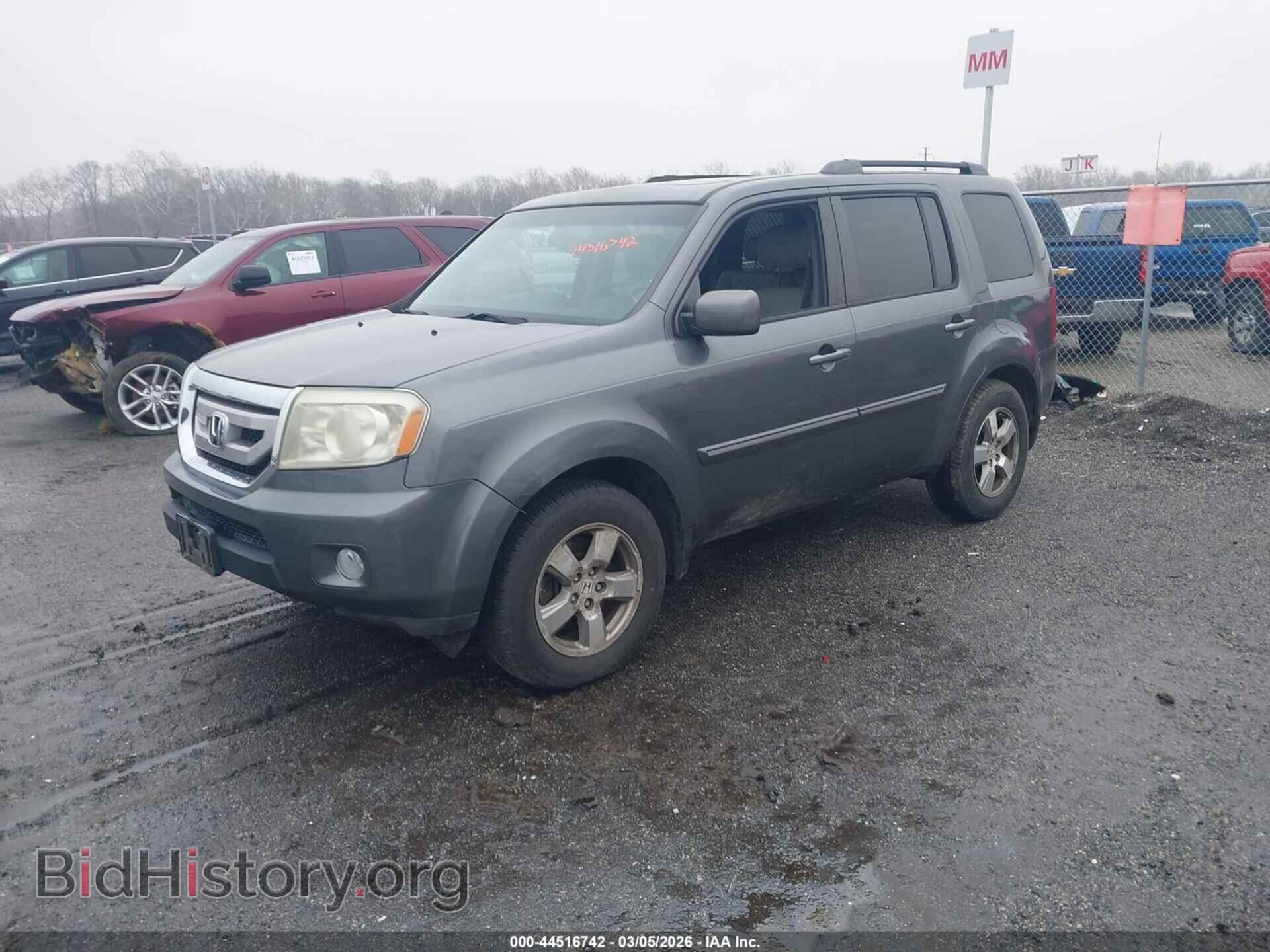 2011 HONDA PILOT - VIN: 5FNYF4H75BB003944 - Фото 2