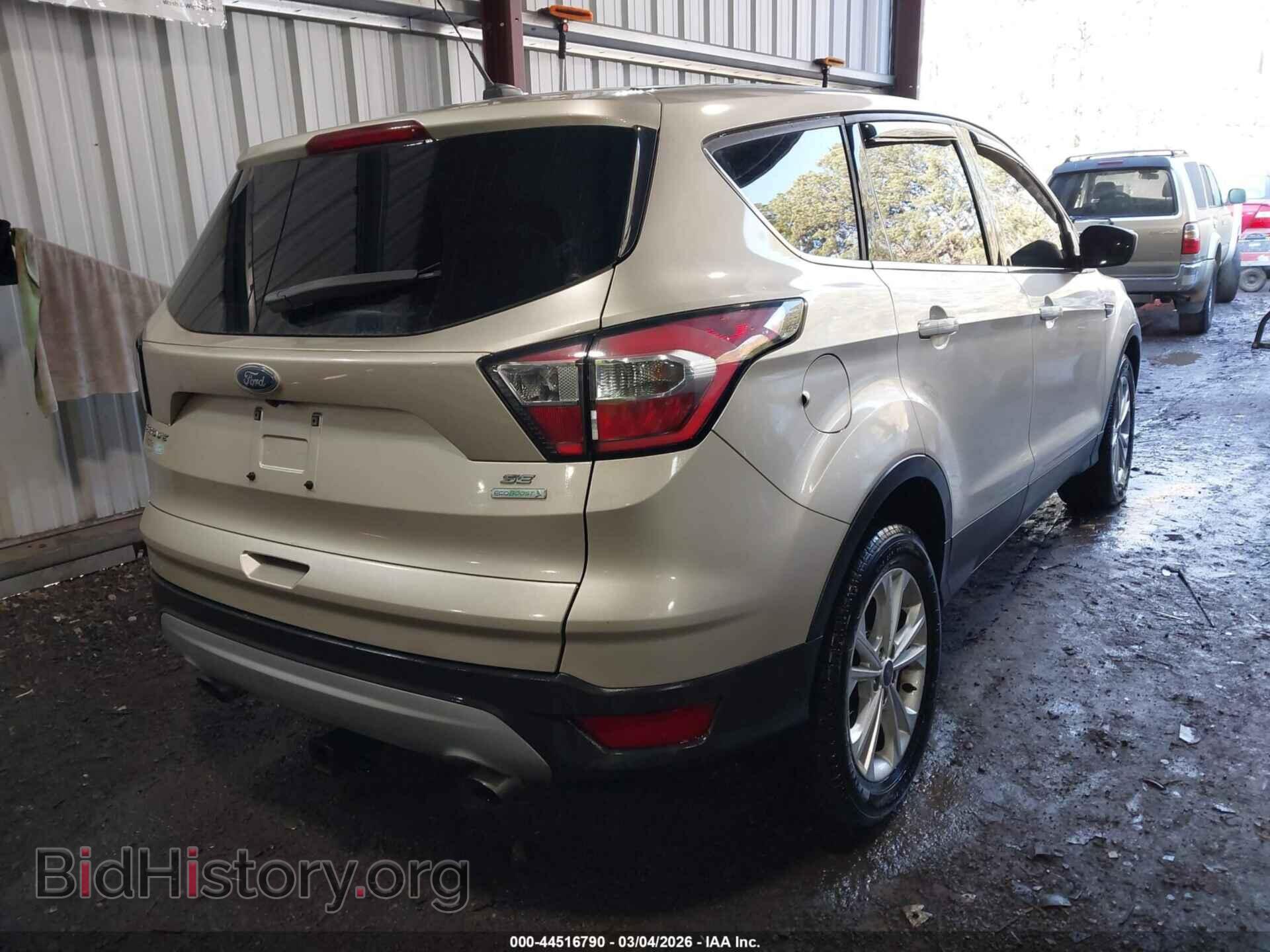 2017 FORD ESCAPE - VIN: 1FMCU0GD4HUC02477 - Фото 4