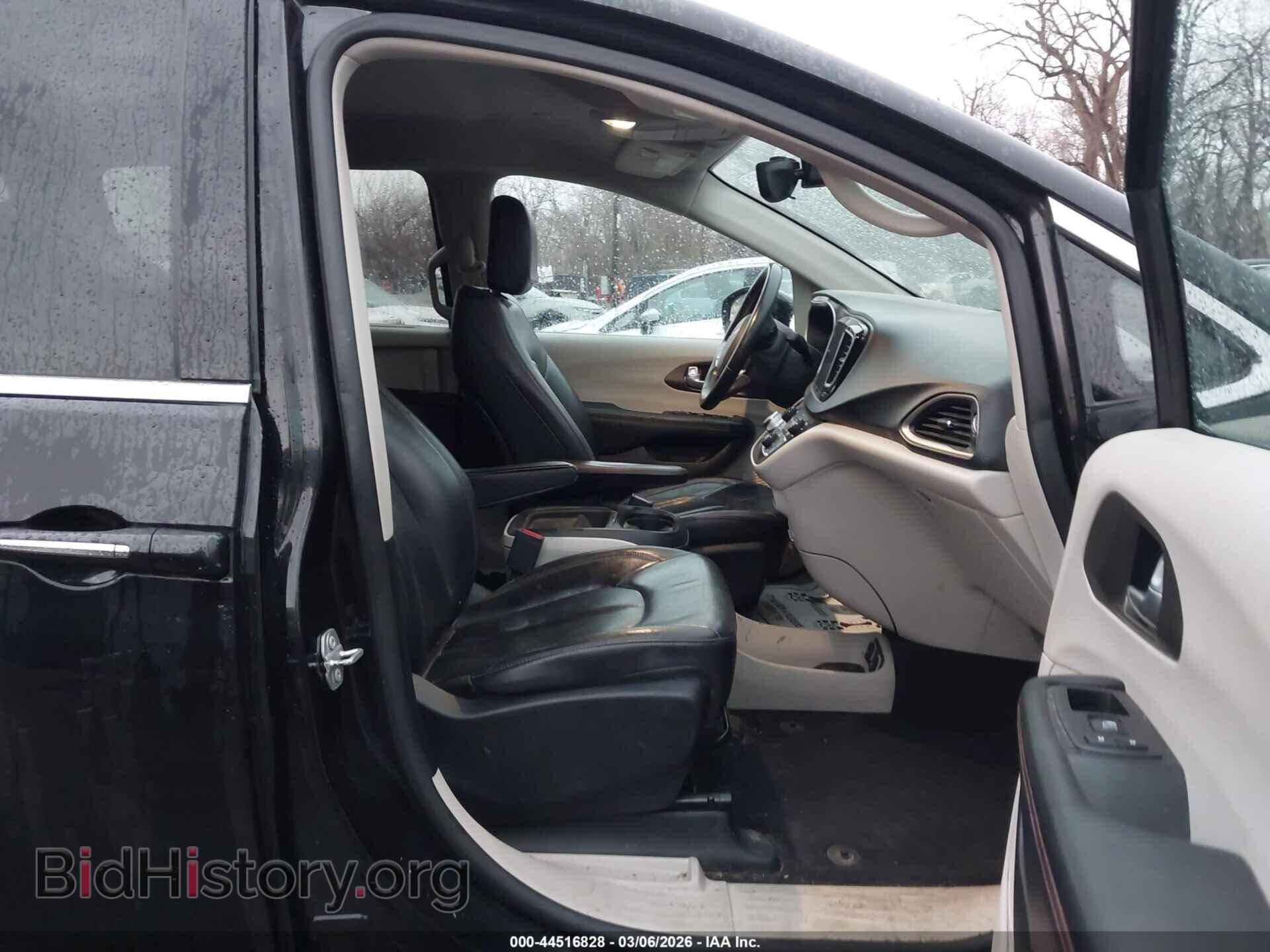 2017 CHRYSLER PACIFICA - VIN: 2C4RC1BG5HR762658 - Фото 5