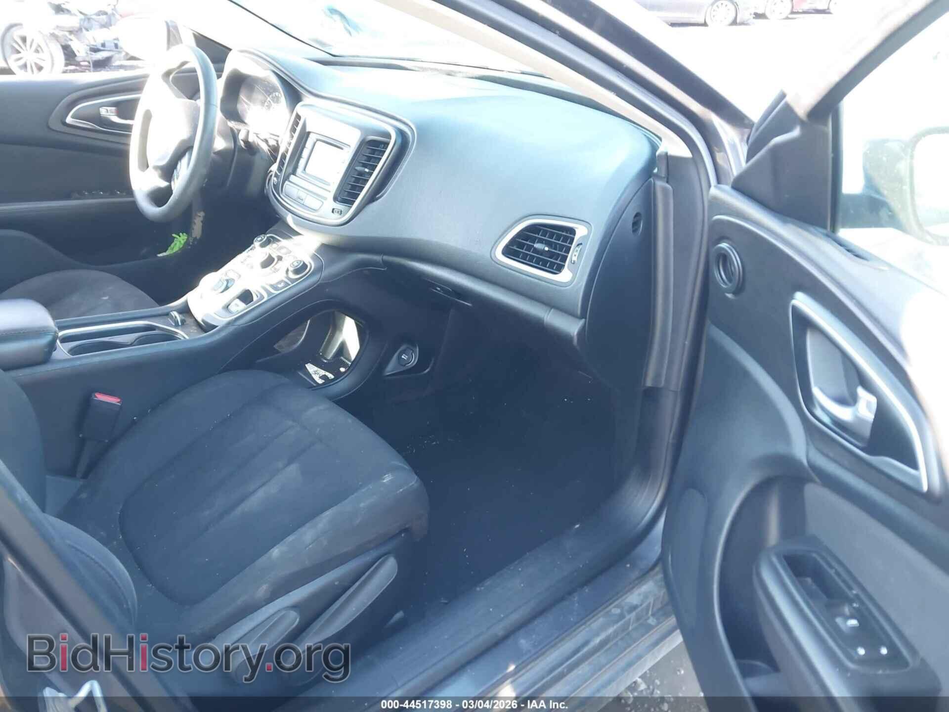 2016 CHRYSLER 200 - VIN: 1C3CCCFBXGN100140 - Photo 5