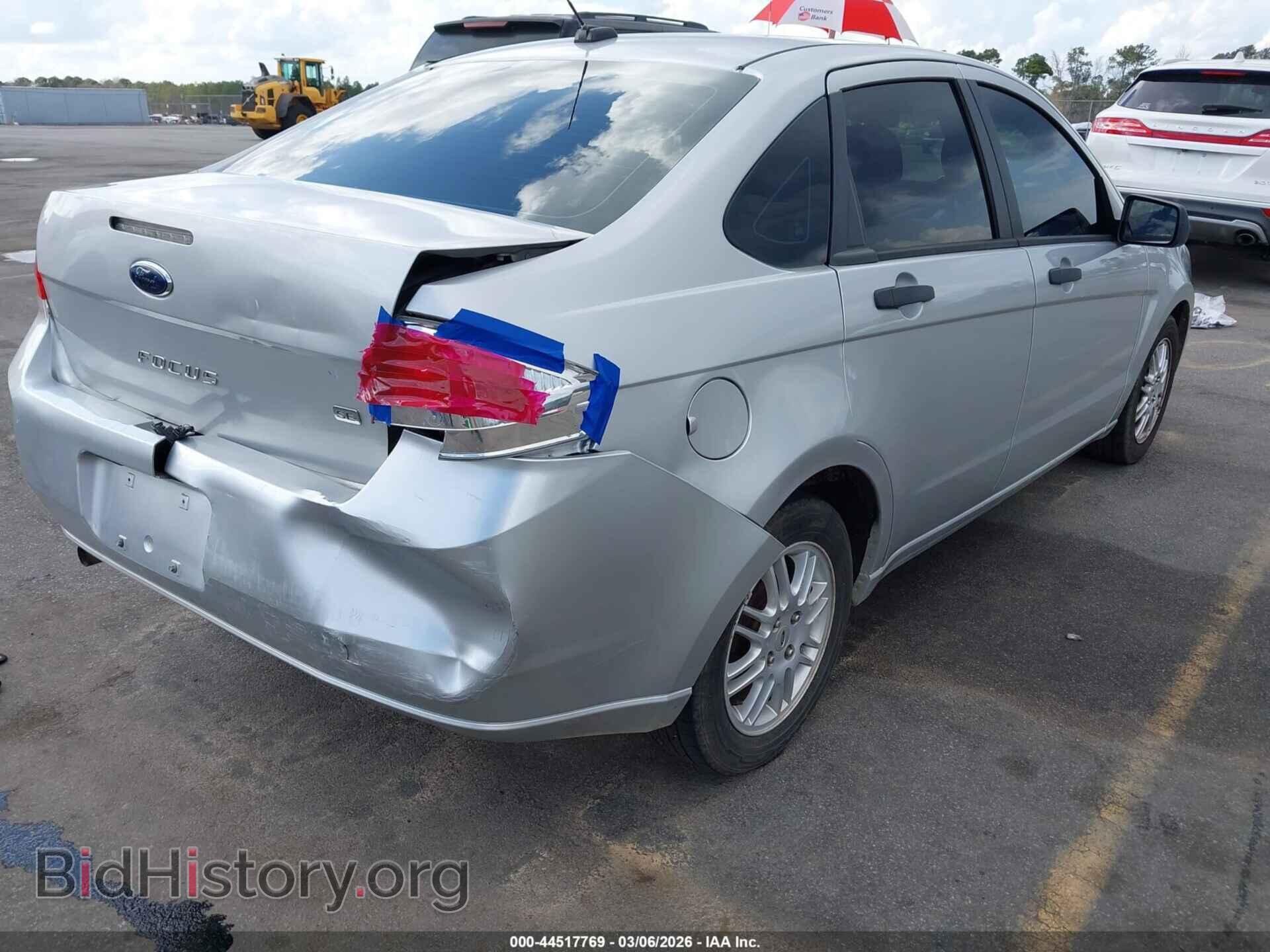 2011 FORD FOCUS - VIN: 1FAHP3FN4BW124250 - Фото 4