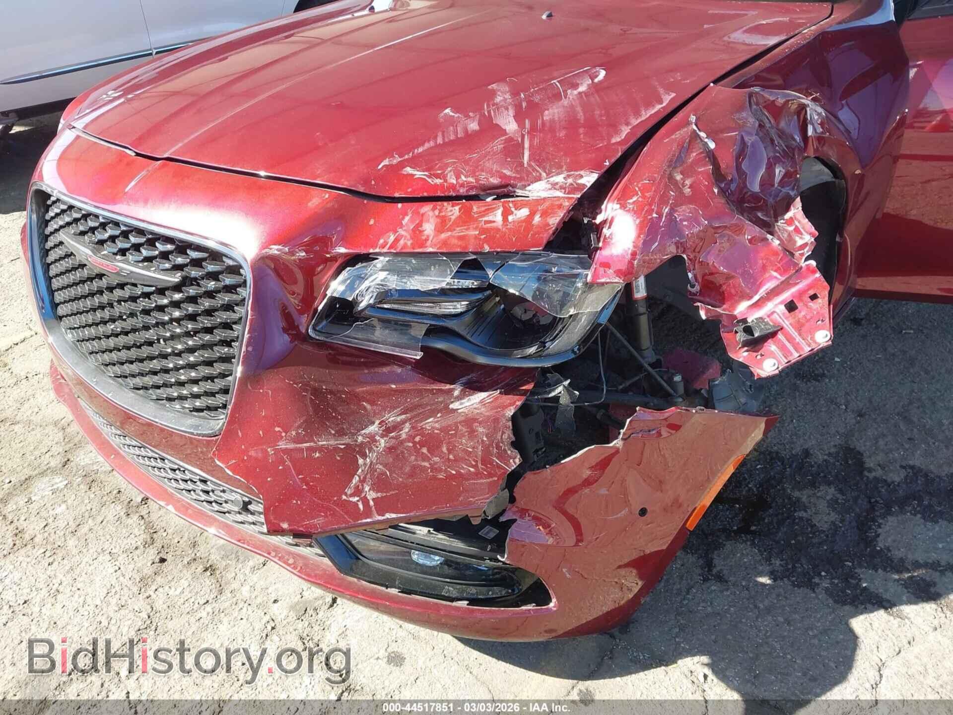 2023 CHRYSLER 300 - VIN: 2C3CCABG3PH661813 - Photo 6