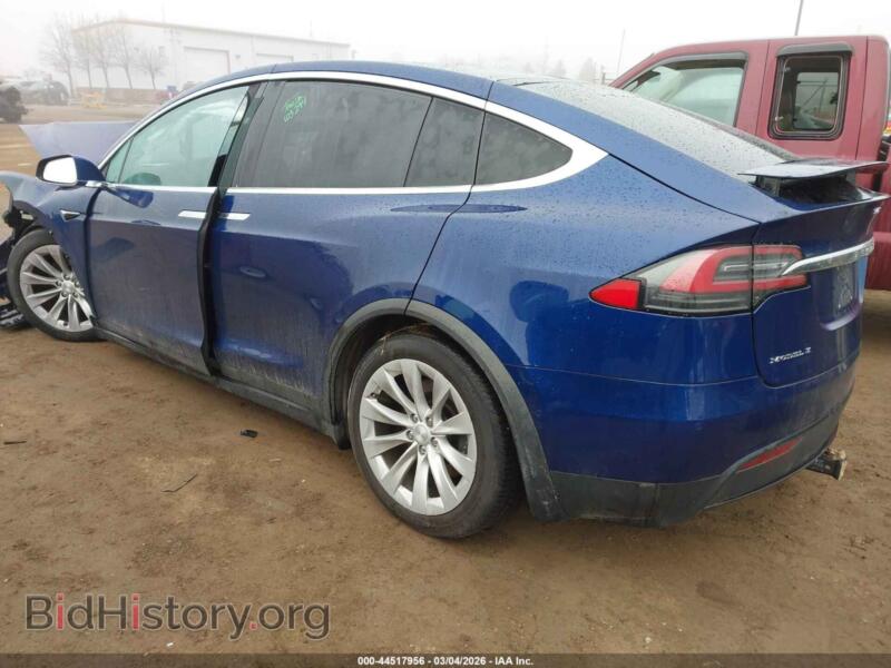 2018 Tesla MODEL X (VIN 5YJXCBE2XJF103294) — фото 3 из 16