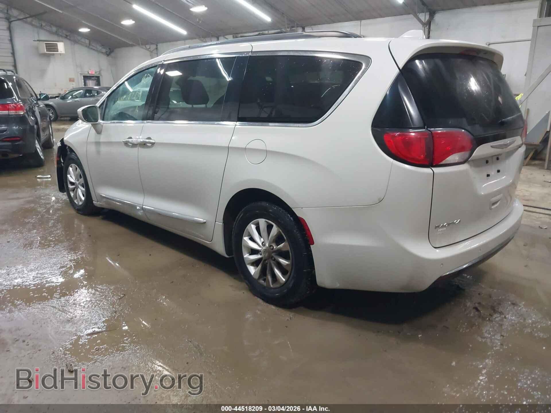 2017 CHRYSLER PACIFICA - VIN: 2C4RC1BG9HR583393 - Фото 3