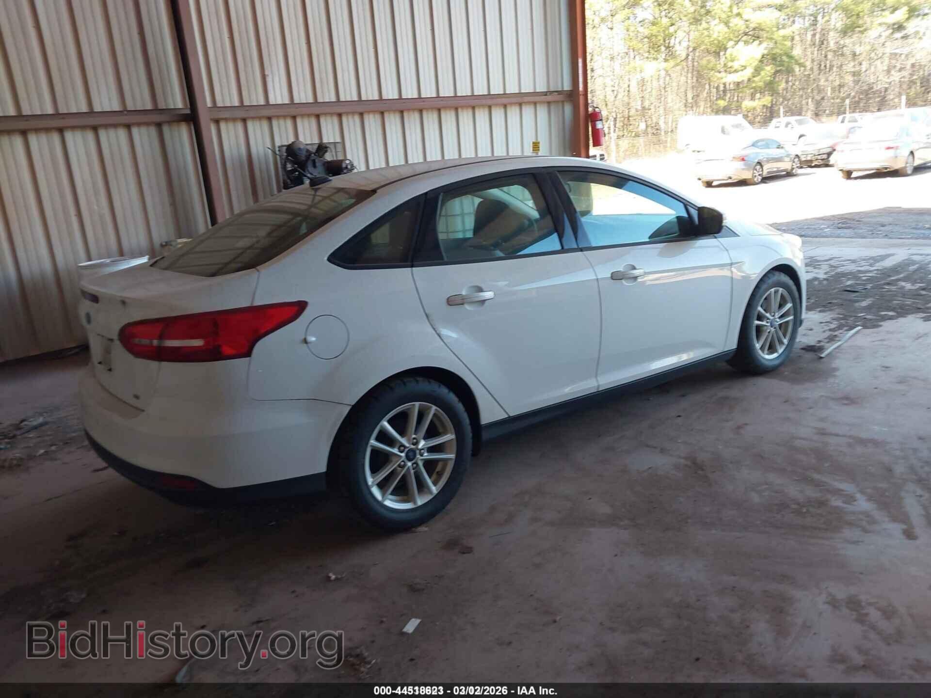 2017 FORD FOCUS - VIN: 1FADP3F22HL320010 - Фото 4
