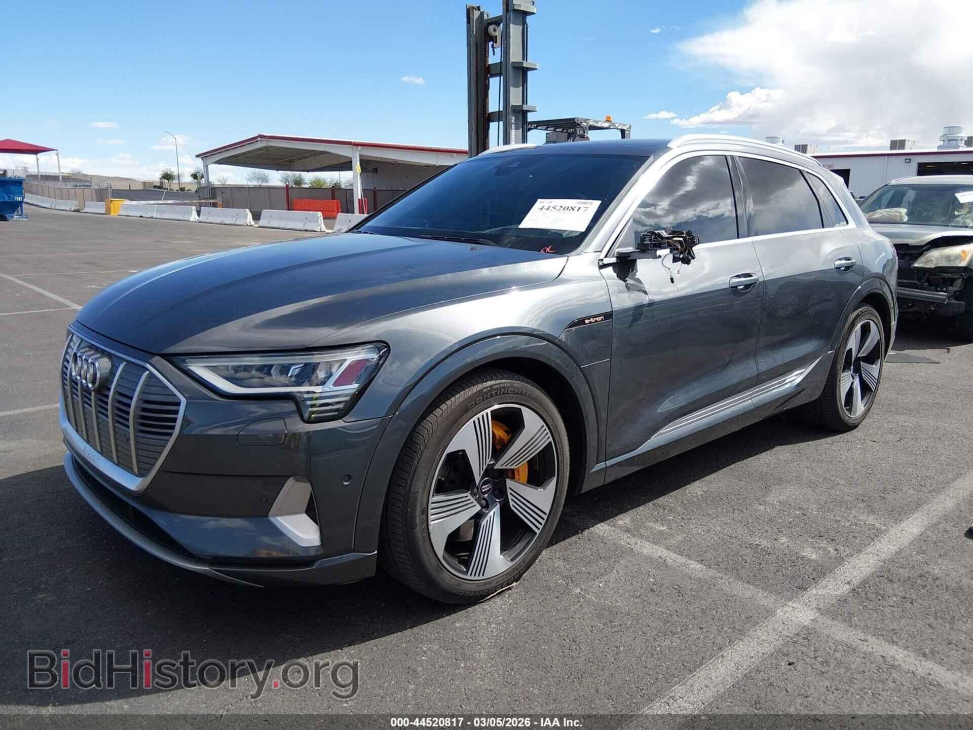 2019 AUDI E-TRON - VIN: WA1VAAGE3KB008377 - Фото 2