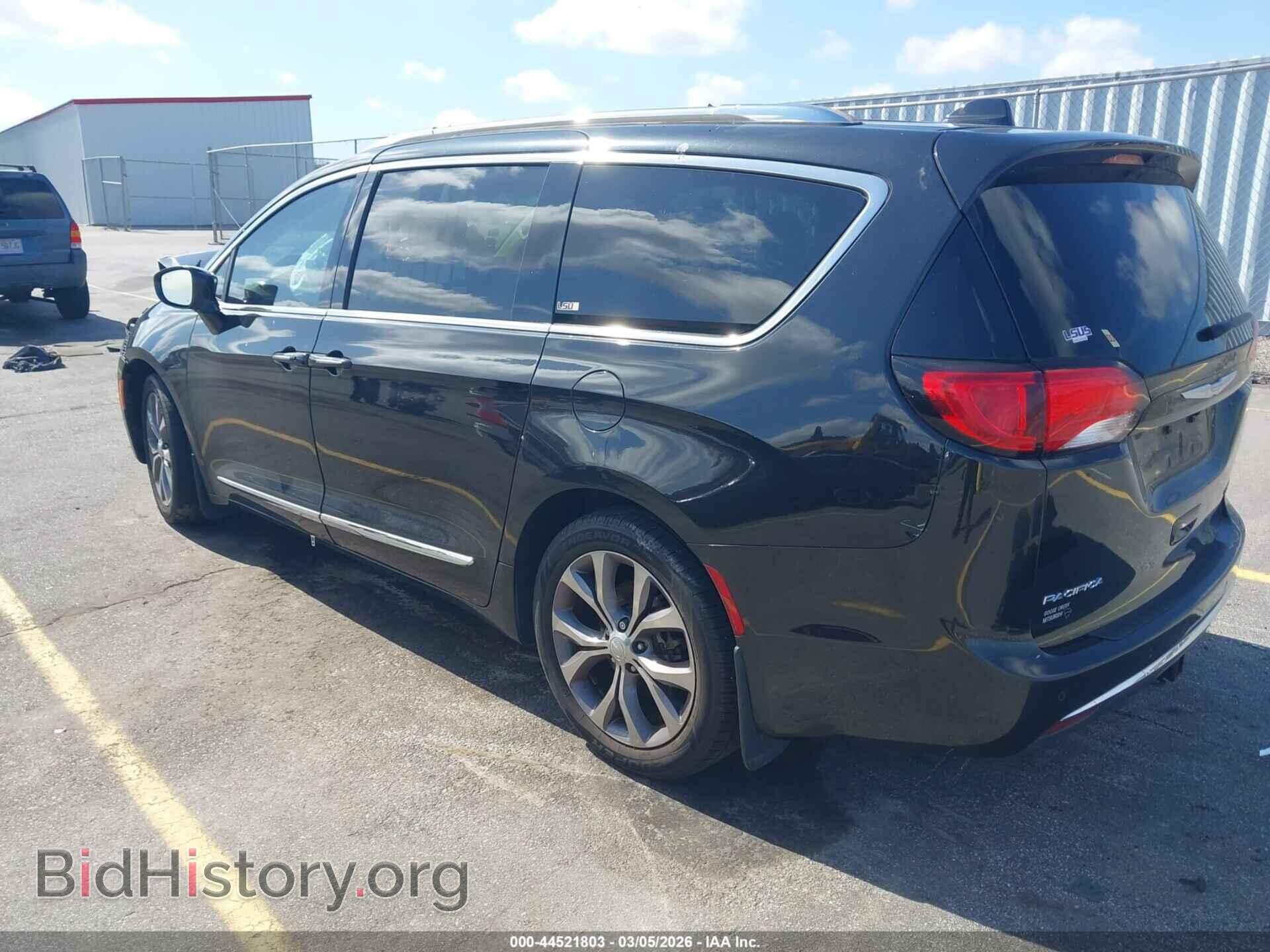 2017 CHRYSLER PACIFICA - VIN: 2C4RC1GG3HR665080 - Фото 3