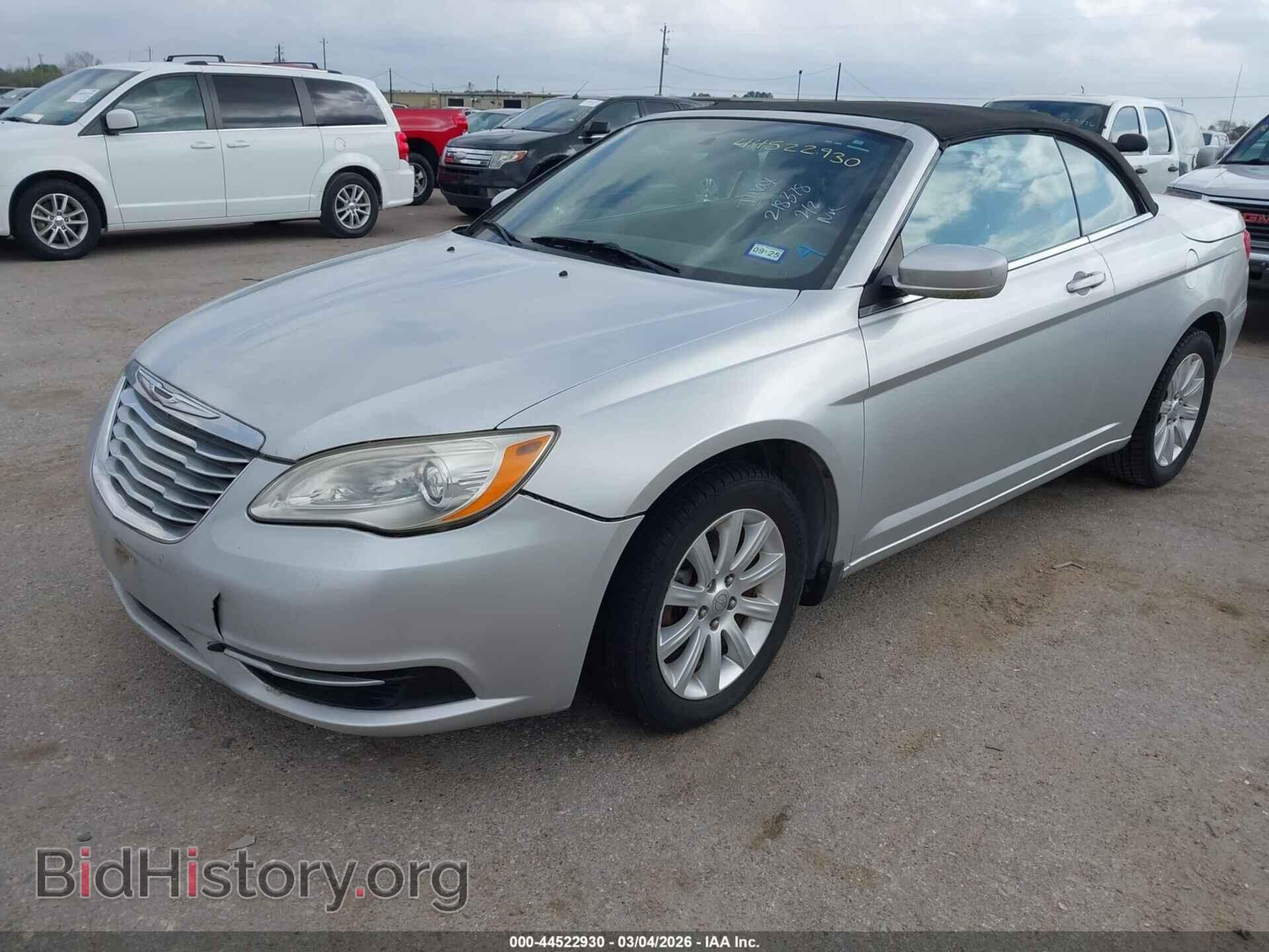 2012 CHRYSLER 200 - VIN: 1C3BCBEB6CN218378 - Photo 2