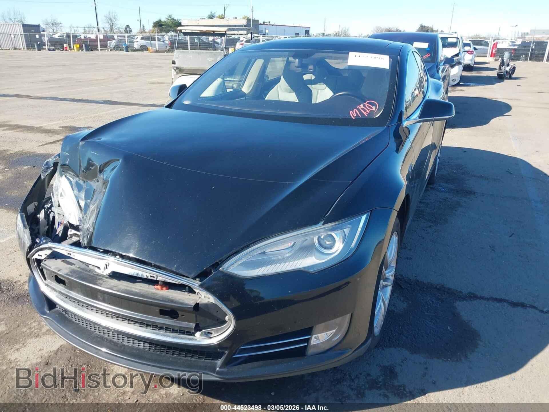 2013 TESLA MODEL S - VIN: 5YJSA1DN4DFP08650 - Фото 2