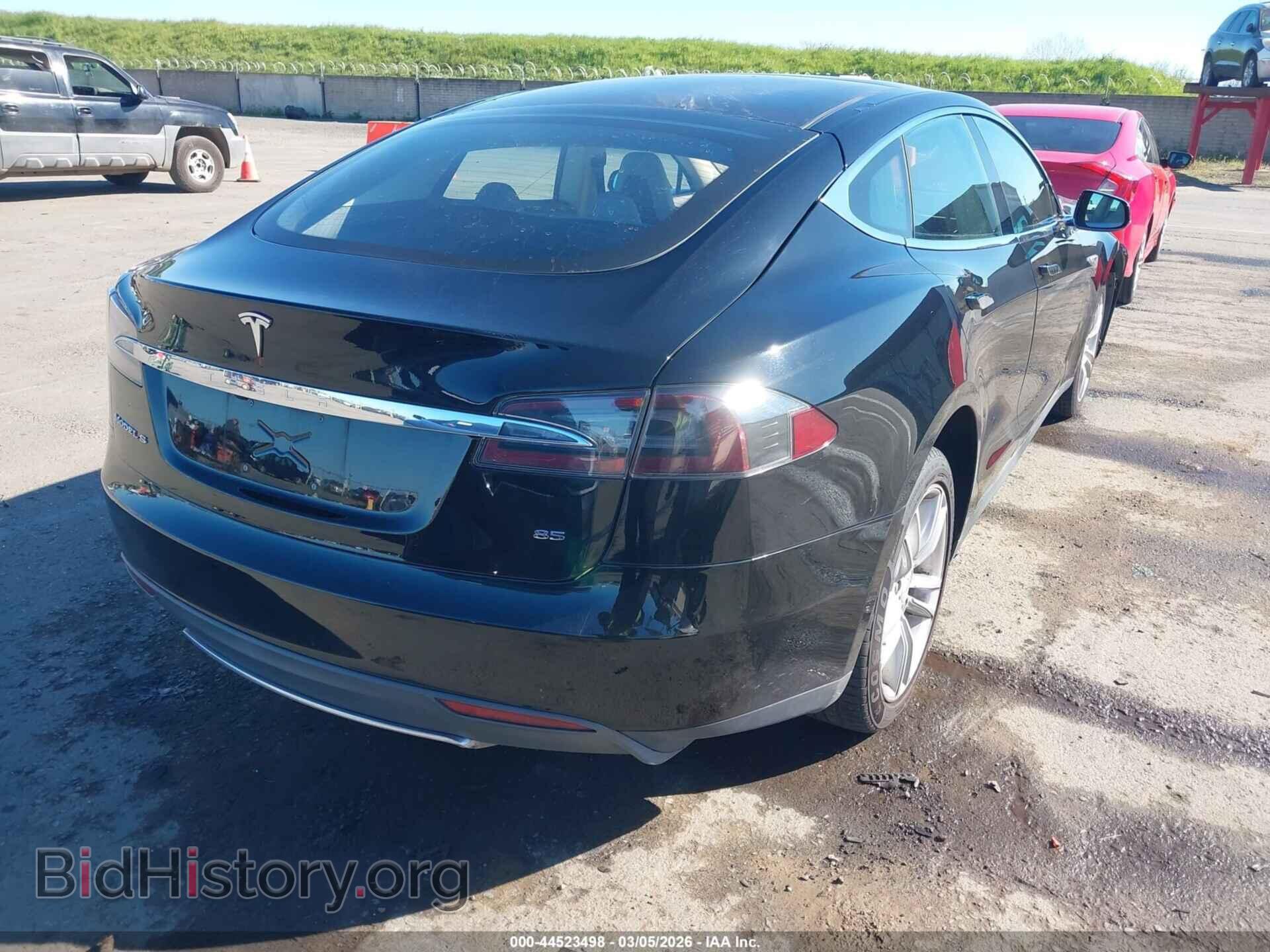 2013 TESLA MODEL S - VIN: 5YJSA1DN4DFP08650 - Фото 4