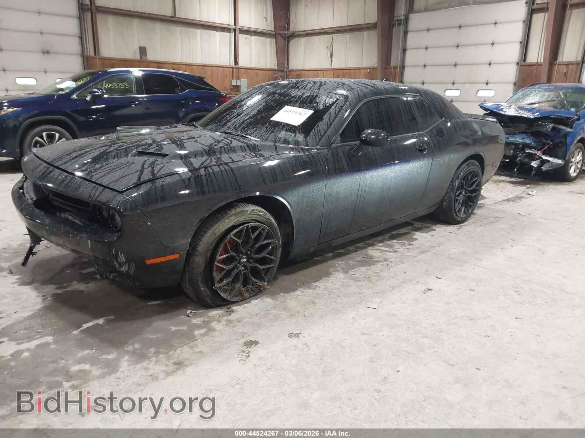 2017 DODGE CHALLENGER - VIN: 2C3CDZGG3HH593938 - Photo 2