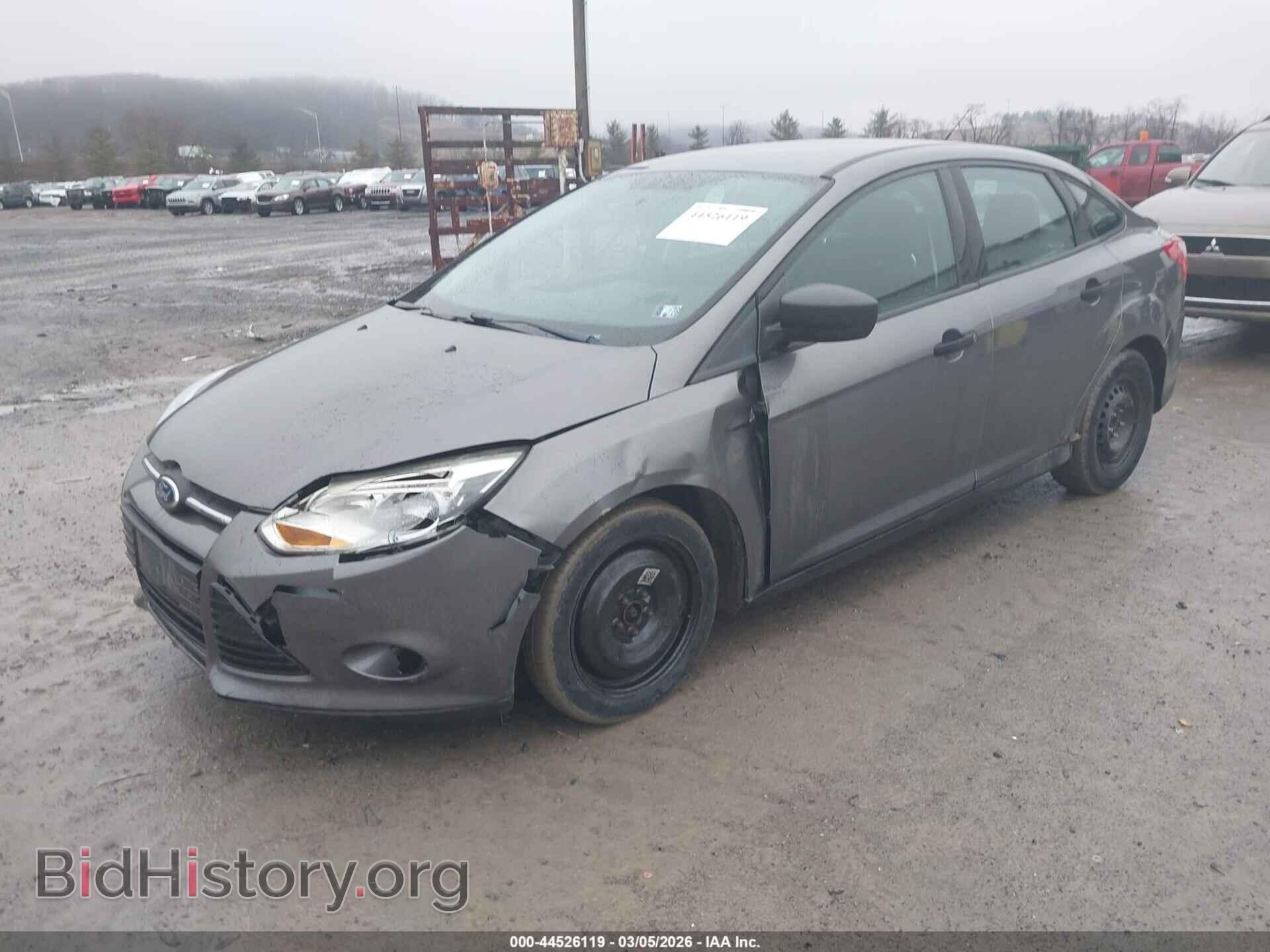 2013 FORD FOCUS - VIN: 1FADP3E22DL249595 - Фото 2