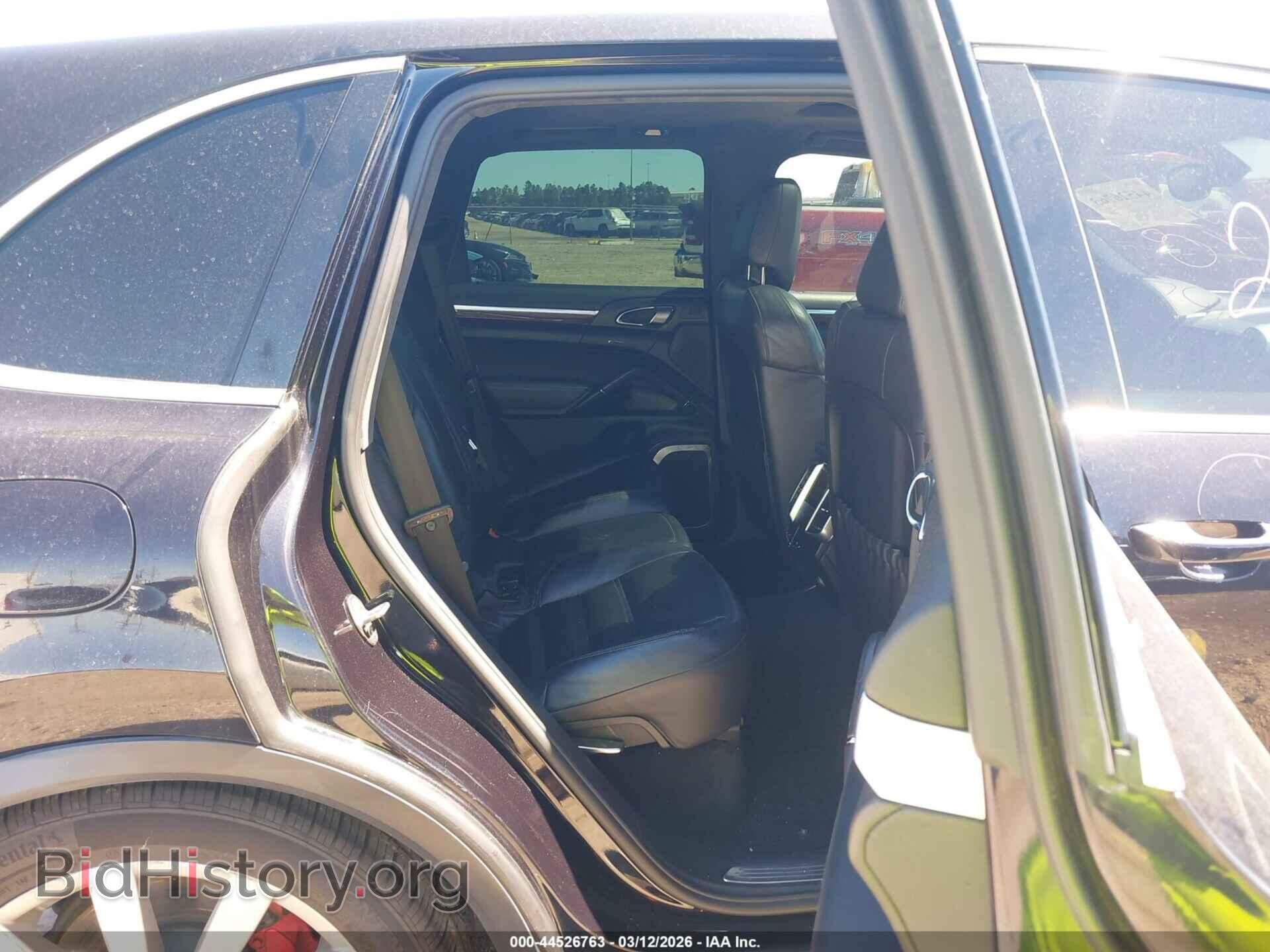 2011 PORSCHE CAYENNE - VIN: WP1AC2A2XBLA81323 - Фото 8