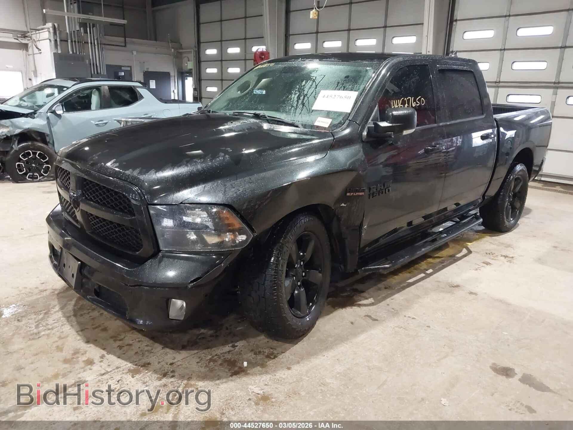 2018 RAM 1500 - VIN: 1C6RR7LT3JS243214 - Фото 2