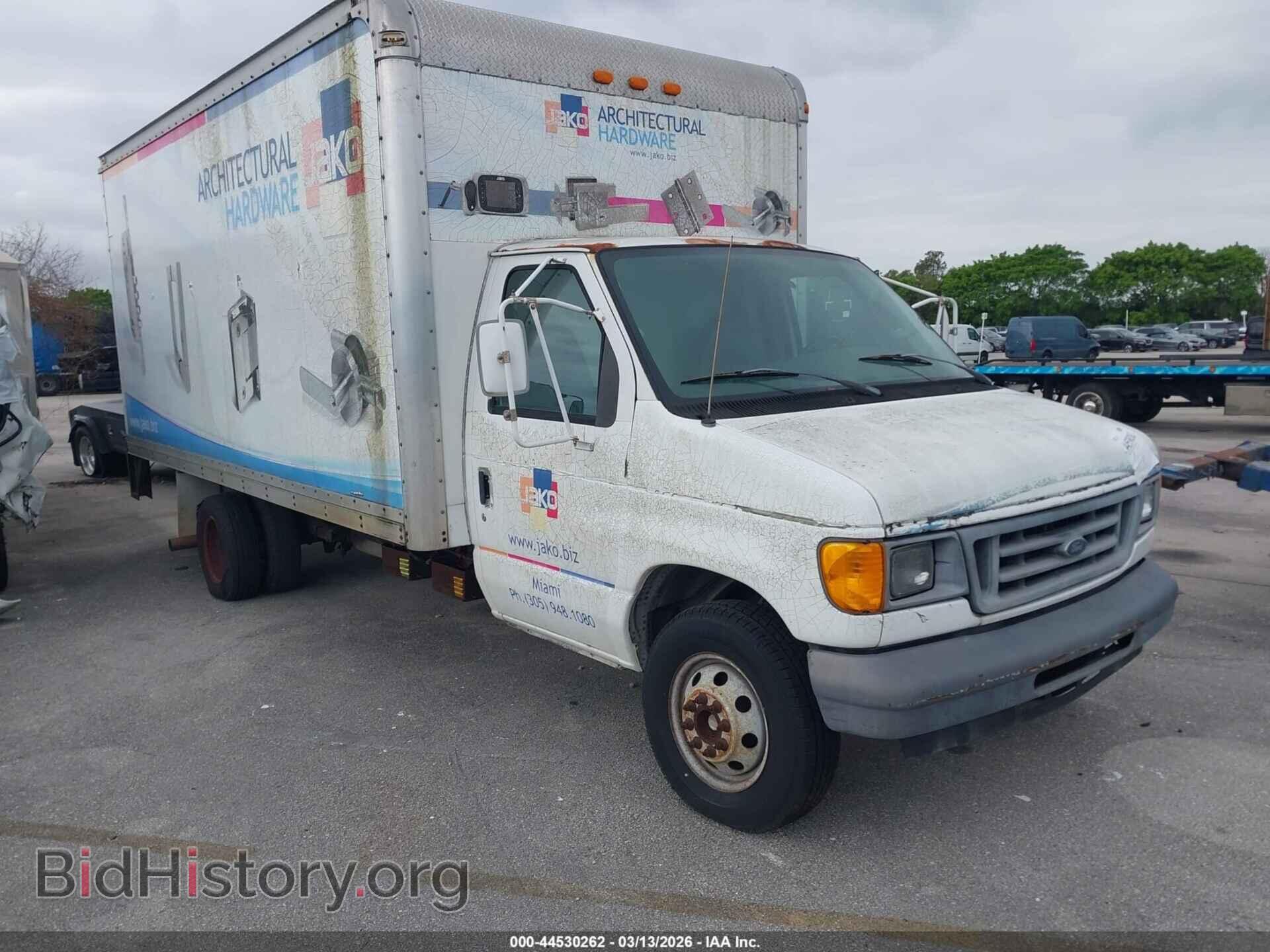 Photo 1FDXE45P47DA08243 - FORD E-450 CUTAWAY 2007