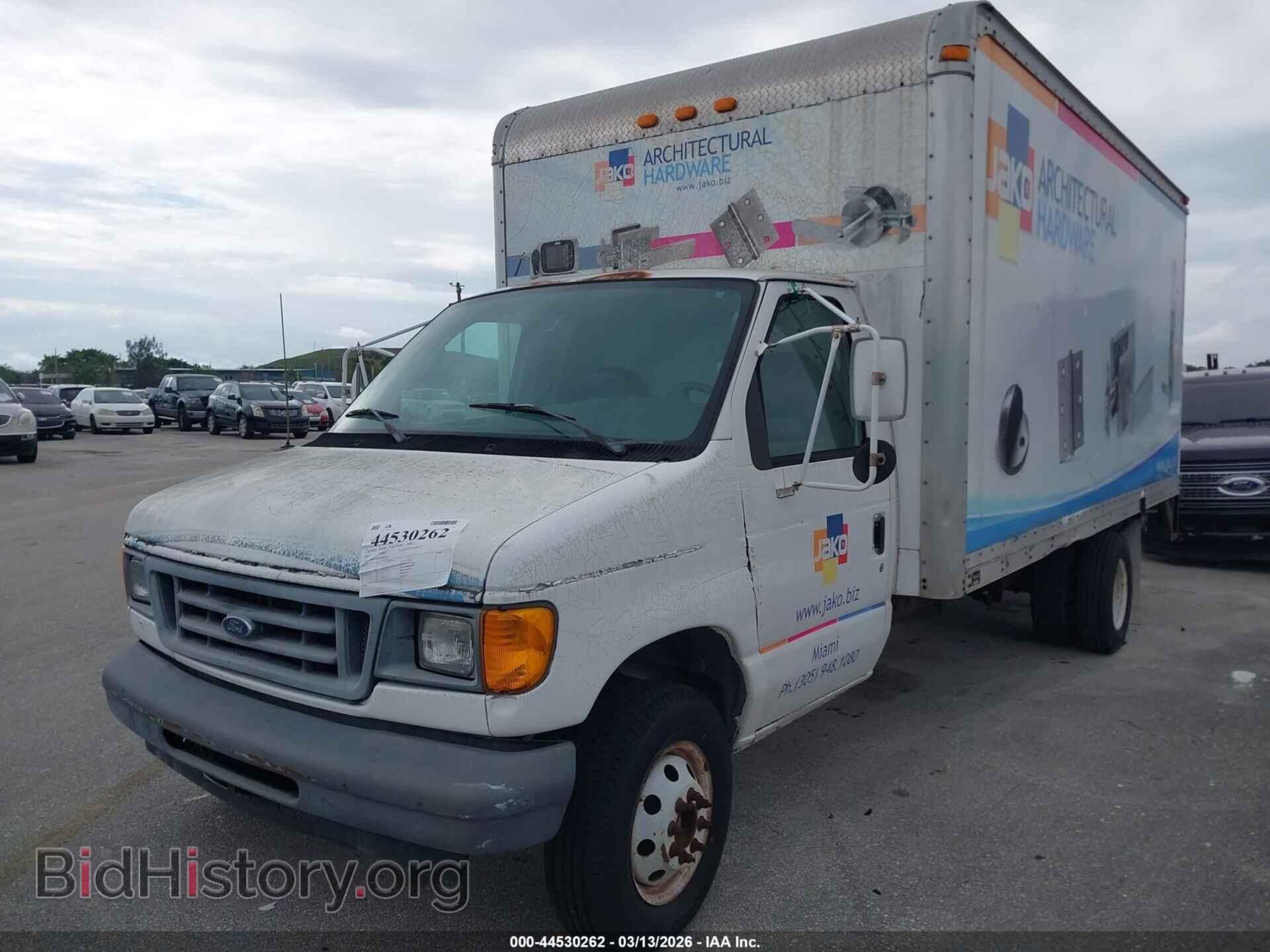 2007 FORD E-450 CUTAWAY - VIN: 1FDXE45P47DA08243 - Фото 2