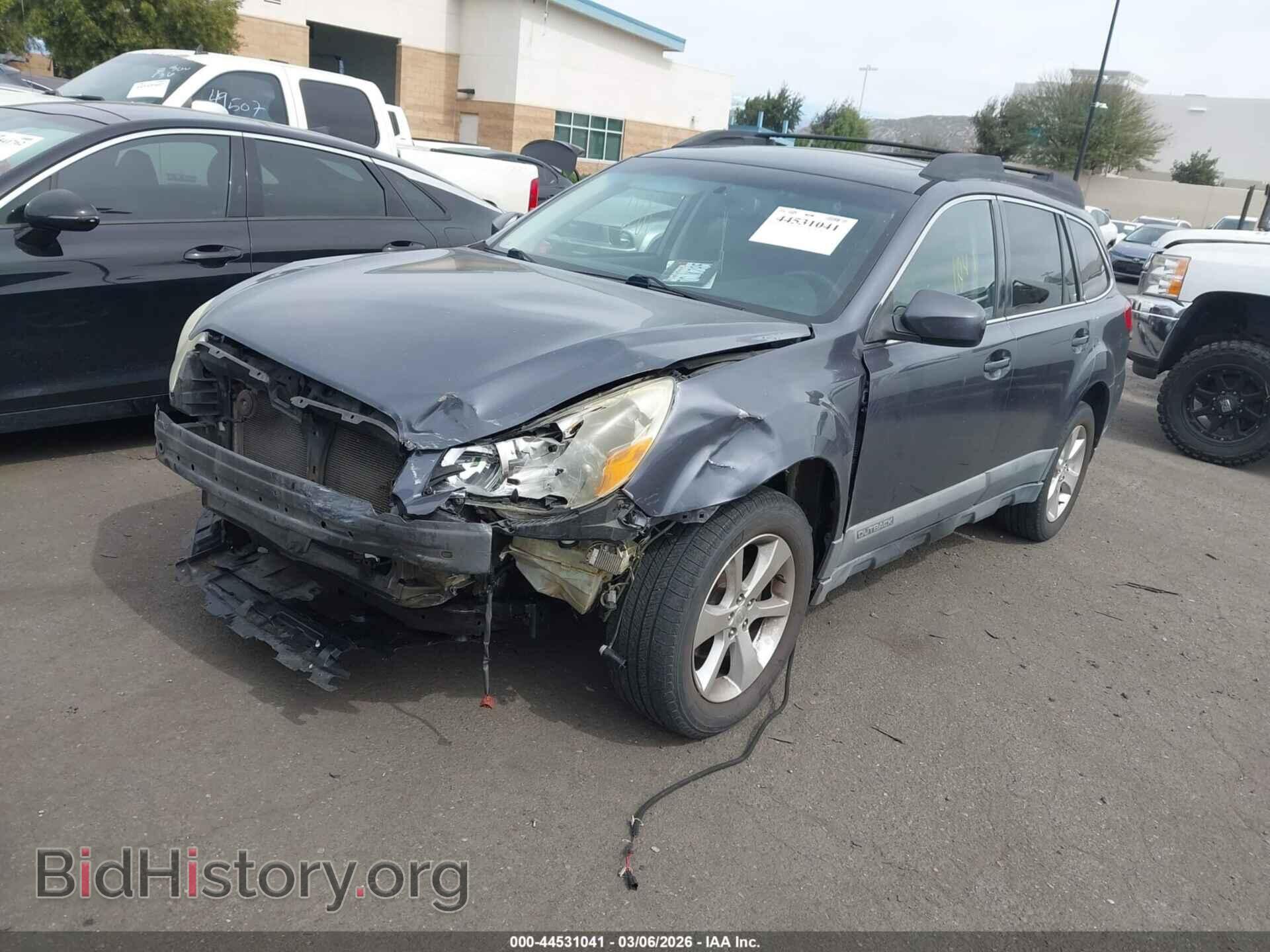 2014 SUBARU OUTBACK - VIN: 4S4BRBLC0E3217971 - Фото 2