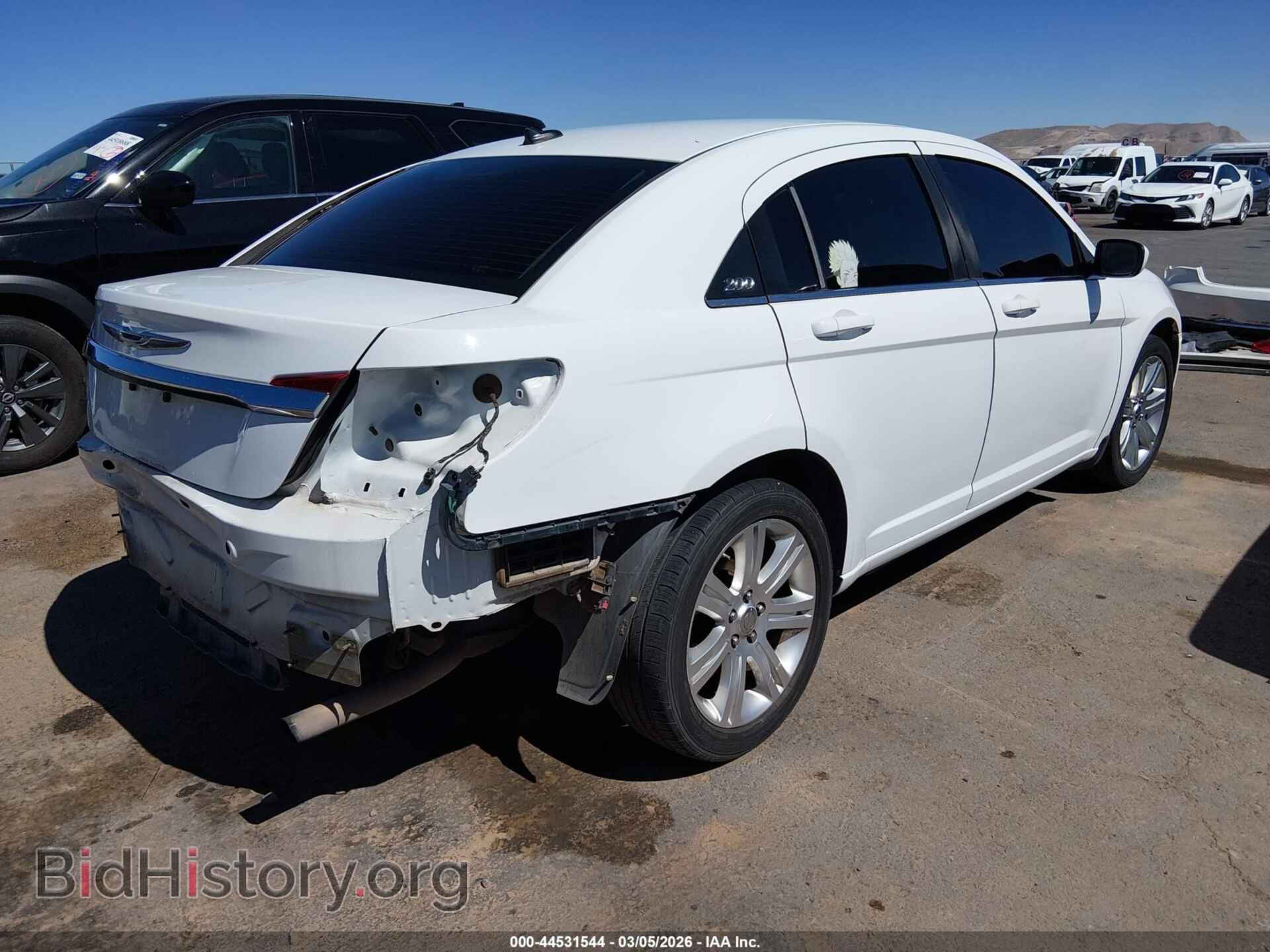 2013 CHRYSLER 200 - VIN: 1C3CCBBB7DN578124 - Фото 4
