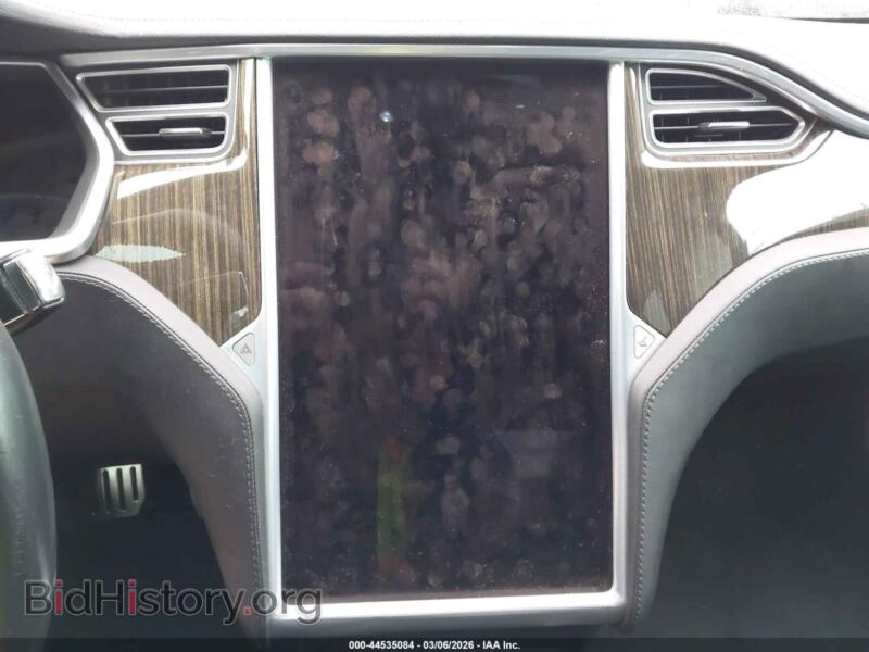 2013 Tesla MODEL S (VIN 5YJSA1DP9DFP14848) — фото 7 из 19