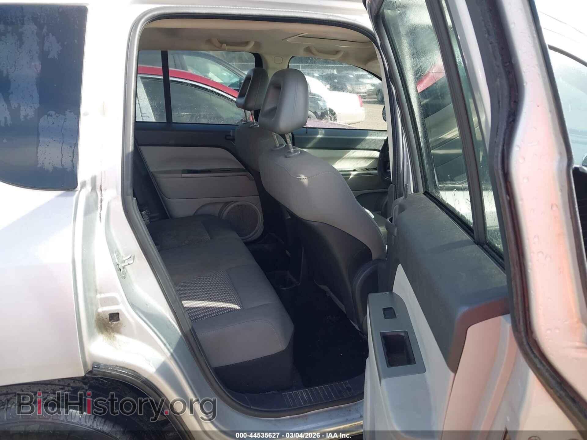 2007 JEEP COMPASS - VIN: 1J8FT47W07D250059 - Фото 8