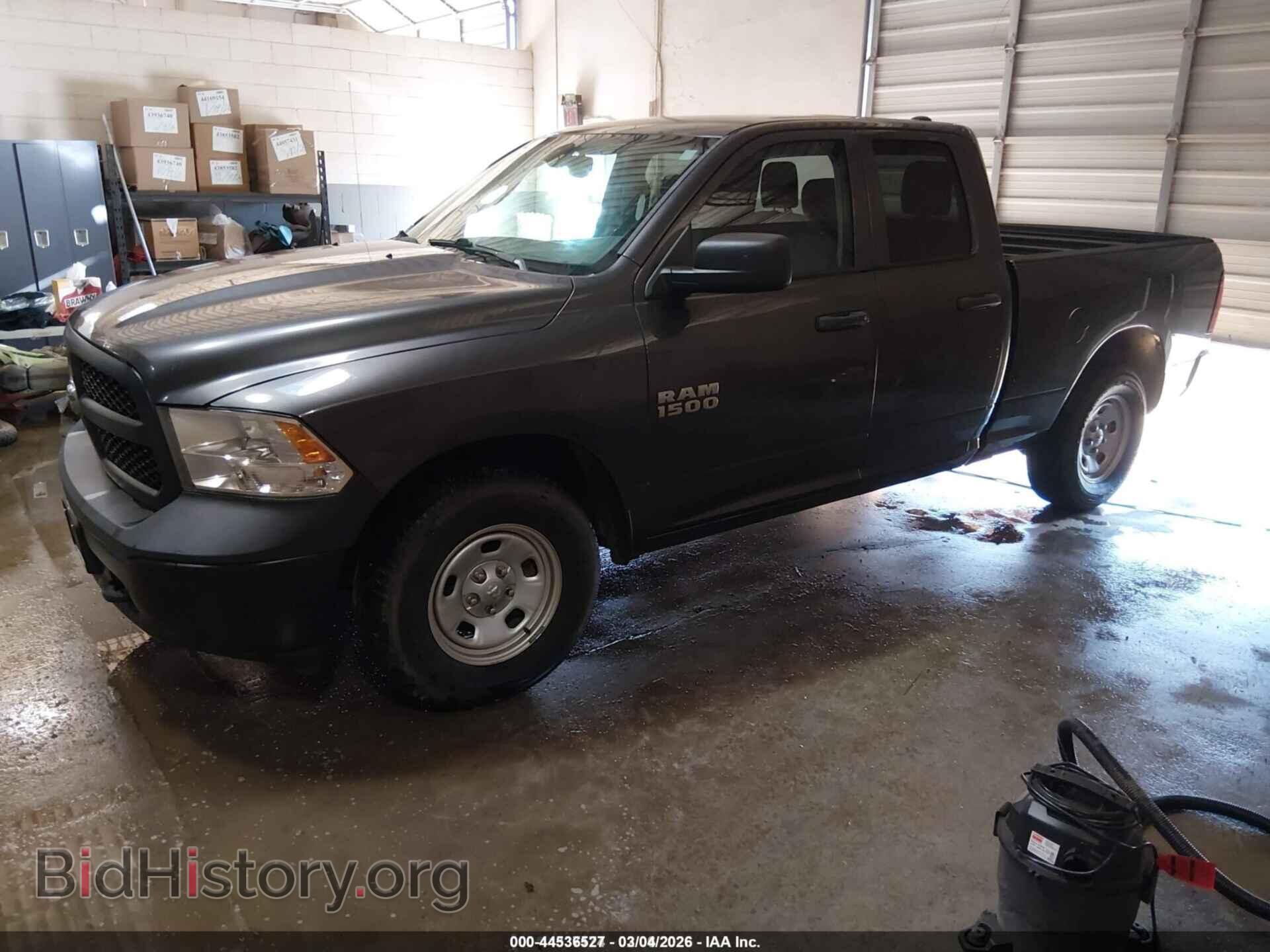 2016 RAM 1500 - VIN: 1C6RR7FG2GS377137 - Фото 2