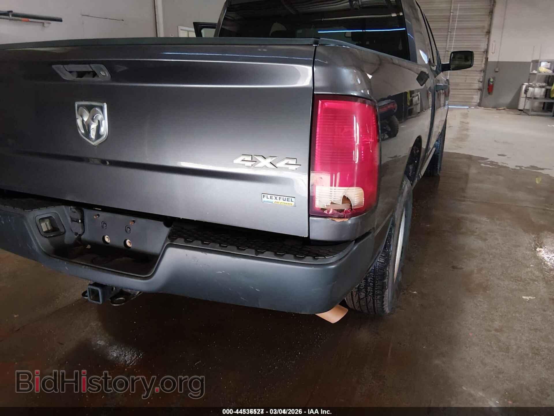 2016 RAM 1500 - VIN: 1C6RR7FG2GS377137 - Фото 6