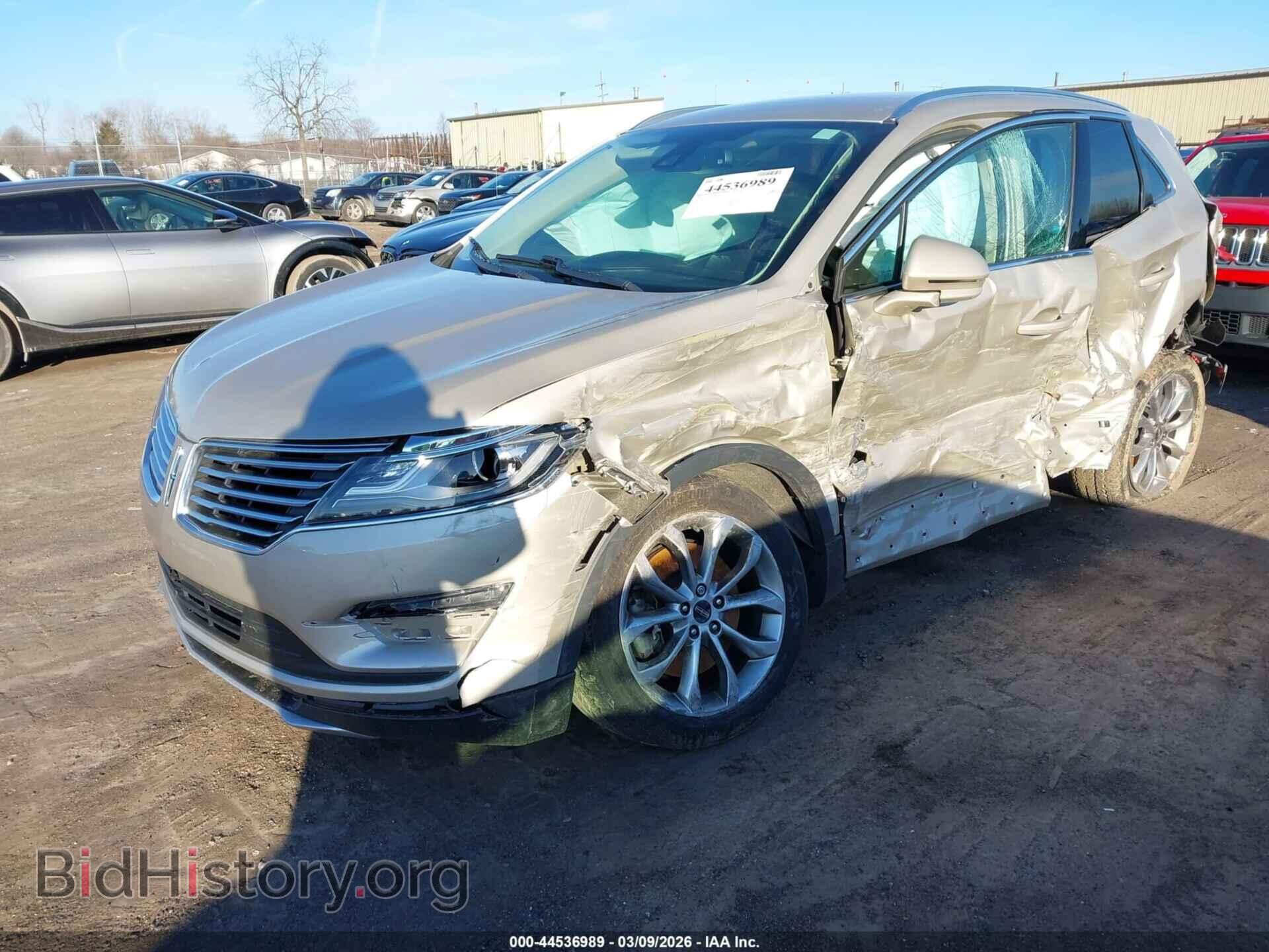 2017 LINCOLN MKC - VIN: 5LMCJ2D91HUL45940 - Photo 2