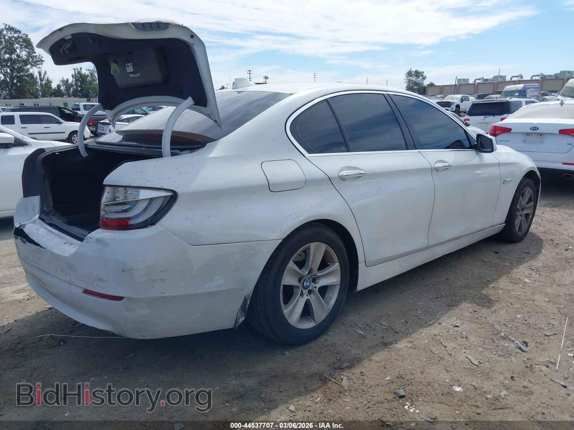2013 BMW 528I - VIN: WBAXG5C59DD228783 - Фото 4