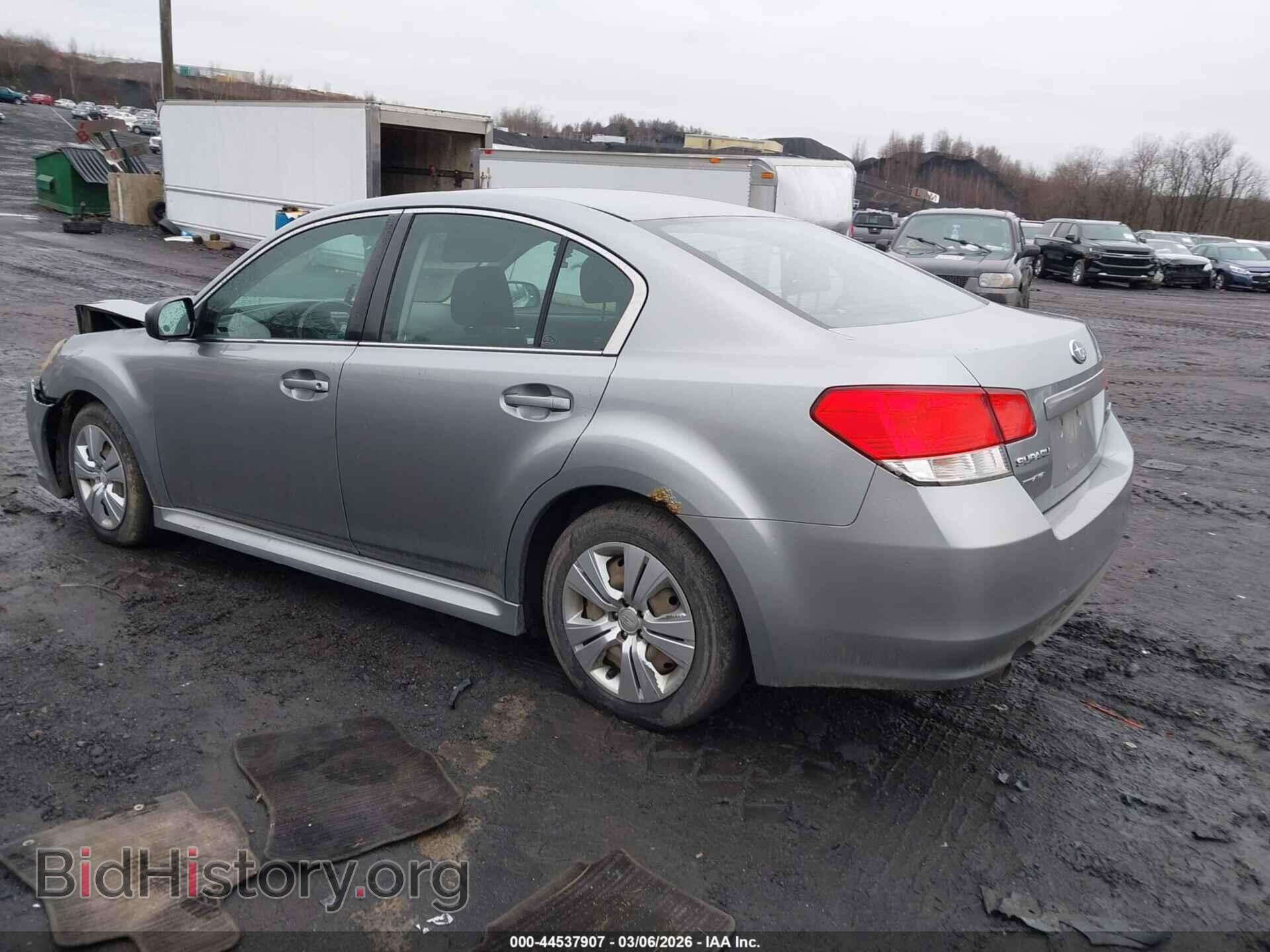 2011 SUBARU LEGACY - VIN: 4S3BMBA67B3254172 - Фото 3