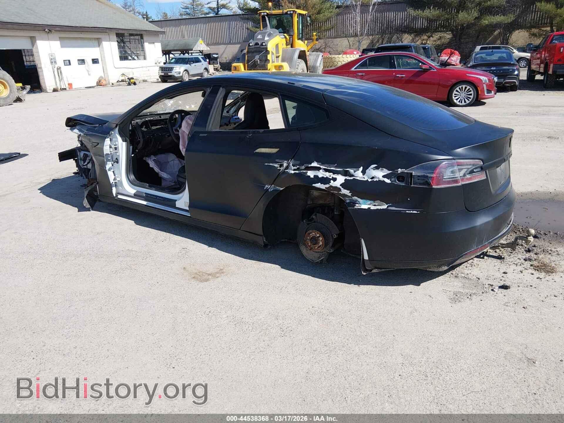 2013 TESLA MODEL S - VIN: 5YJSA1CN3DFP05580 - Фото 3