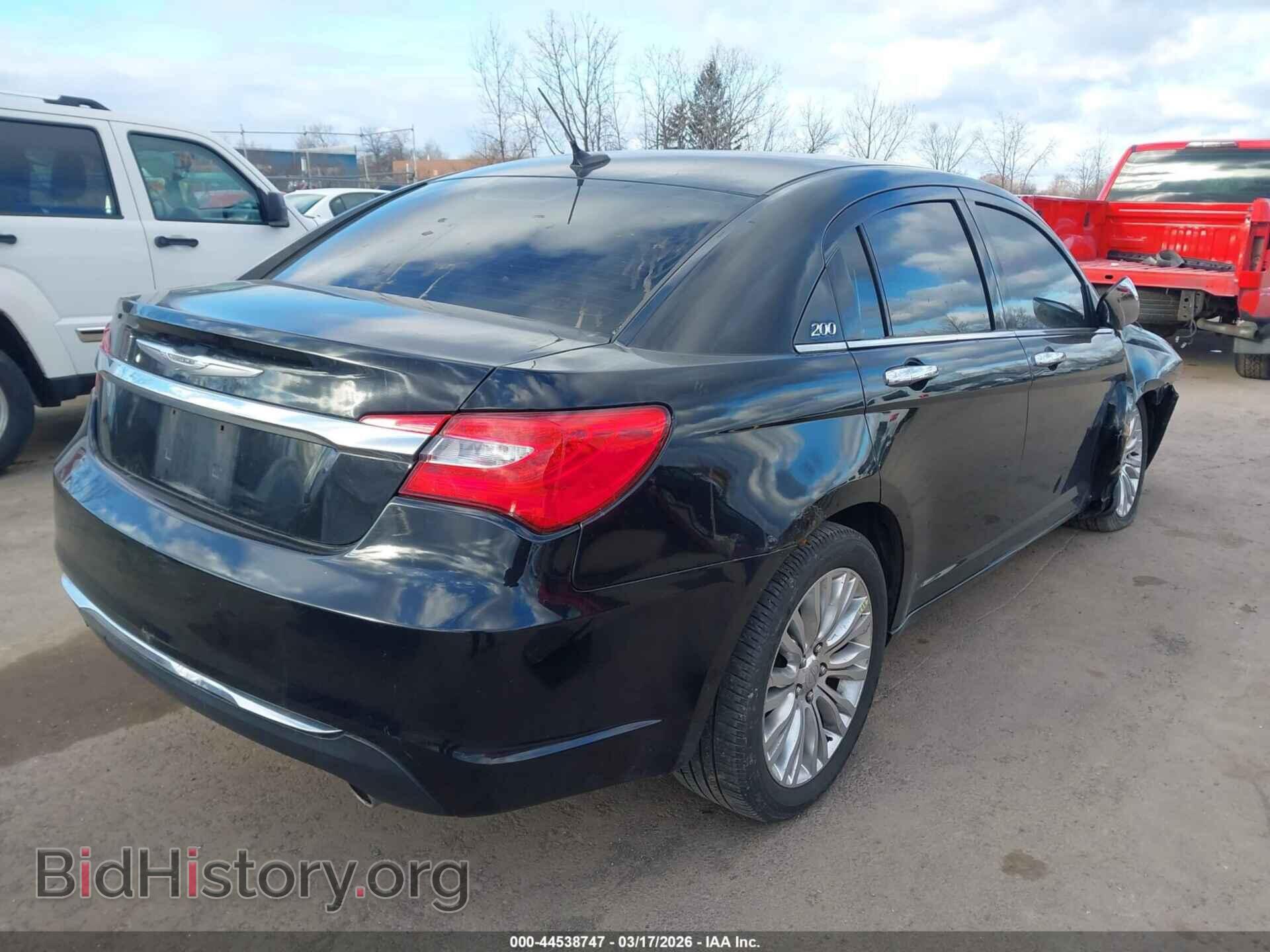 2011 CHRYSLER 200 - VIN: 1C3BC2FG3BN580158 - Photo 4