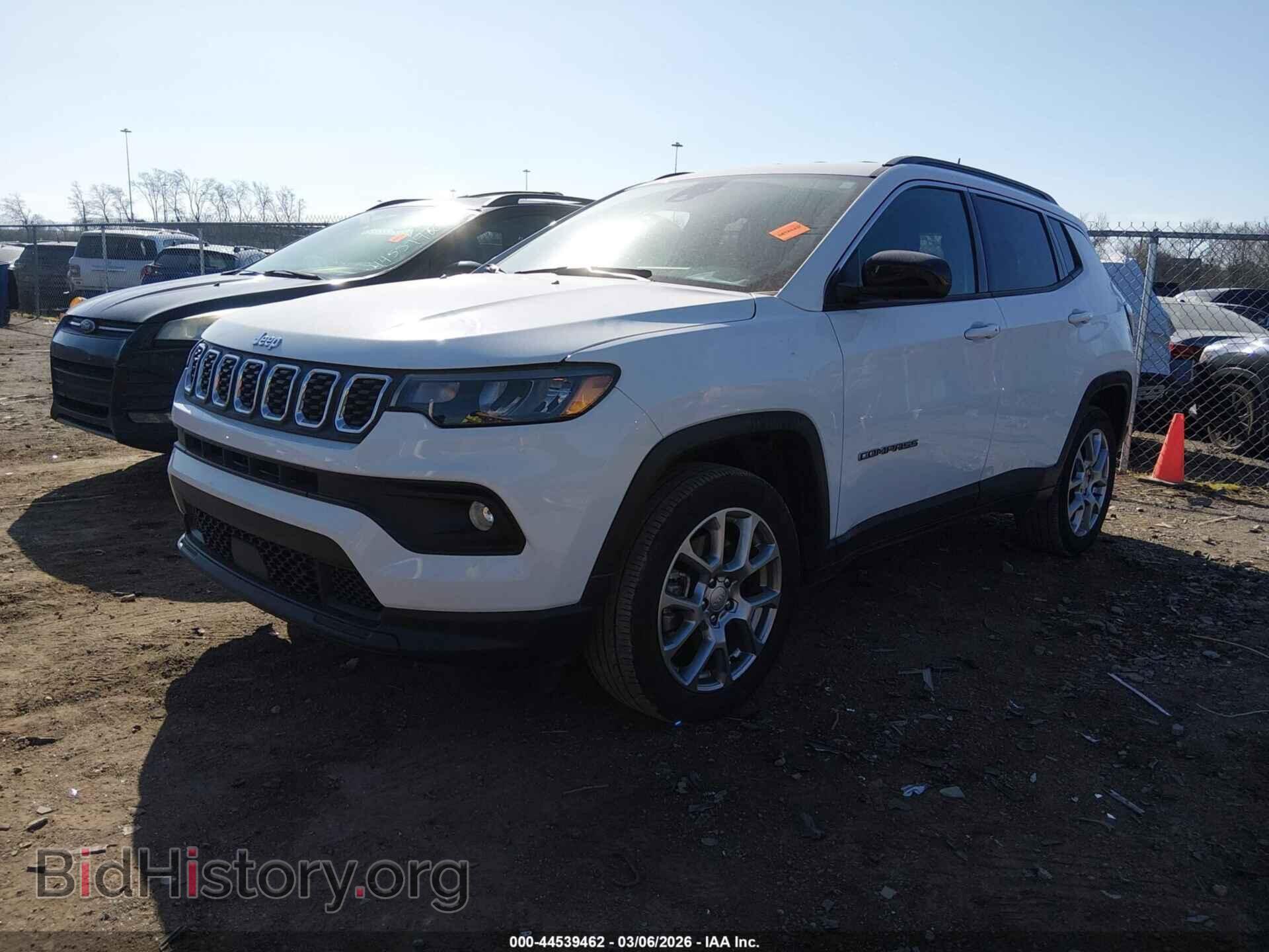 2024 JEEP COMPASS - VIN: 3C4NJDFN6RT101833 - Фото 2