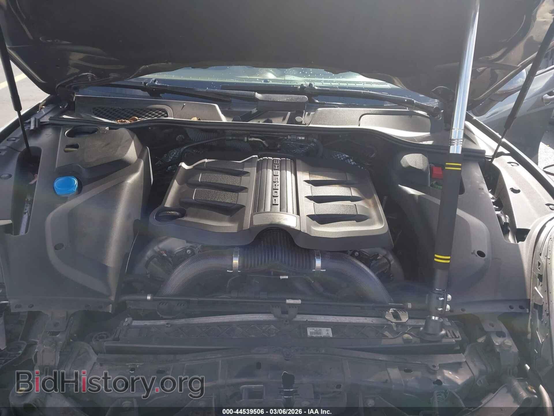 2016 PORSCHE CAYENNE - VIN: WP1AD2A23GLA72337 - Фото 10