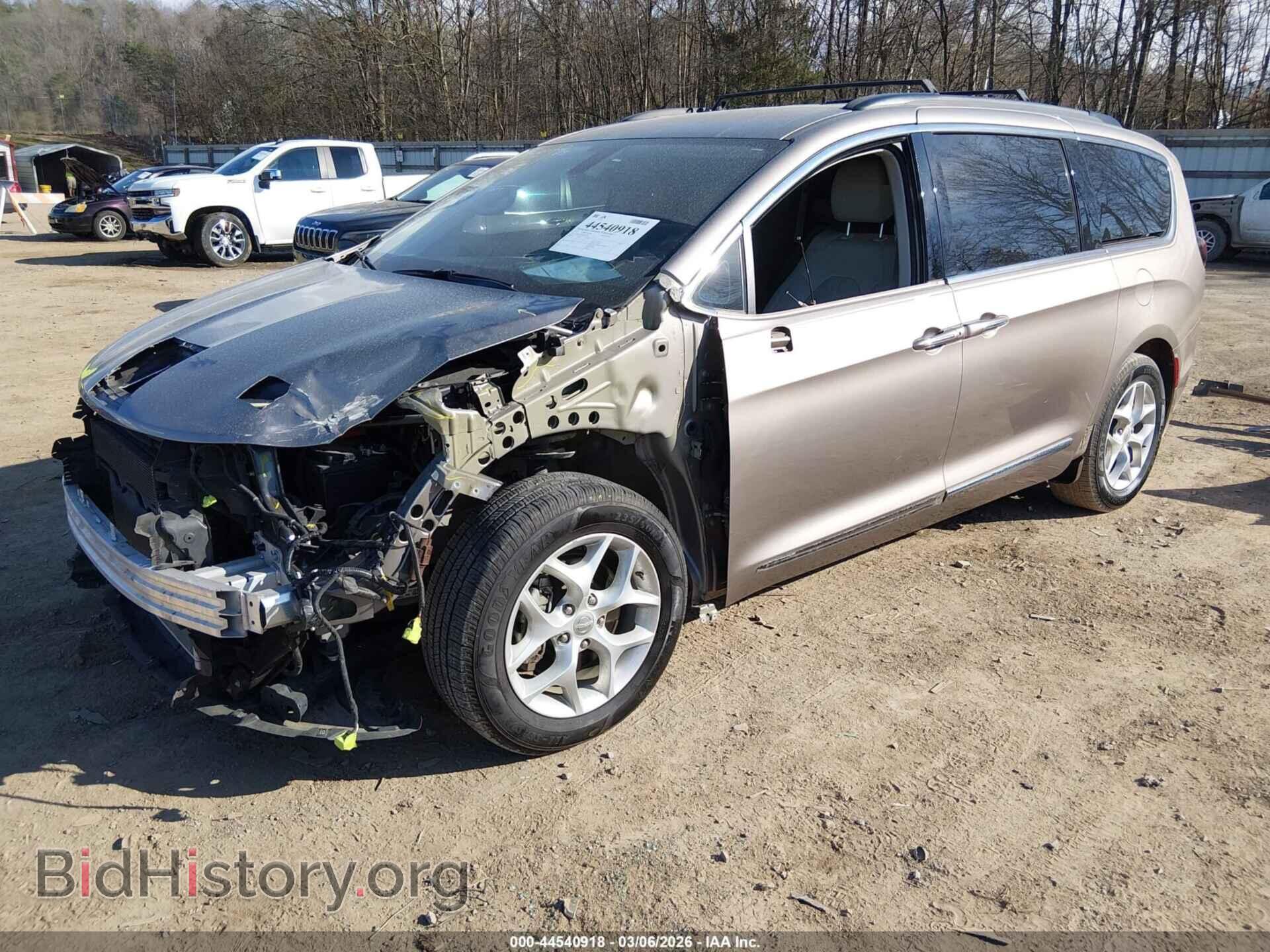 2017 CHRYSLER PACIFICA - VIN: 2C4RC1BG3HR535954 - Фото 2