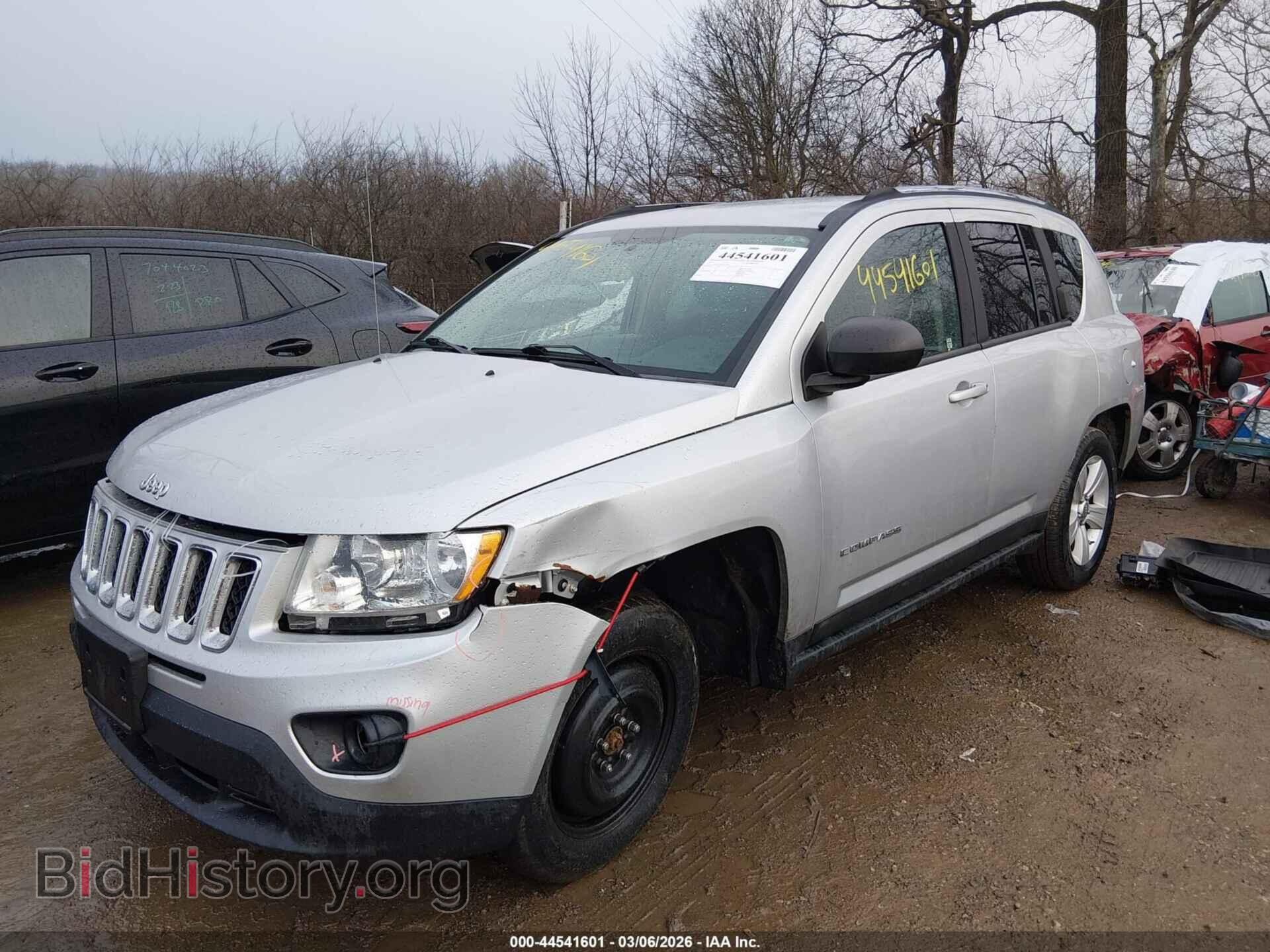 2011 JEEP COMPASS - VIN: 1J4NT1FA9BD138564 - Photo 2