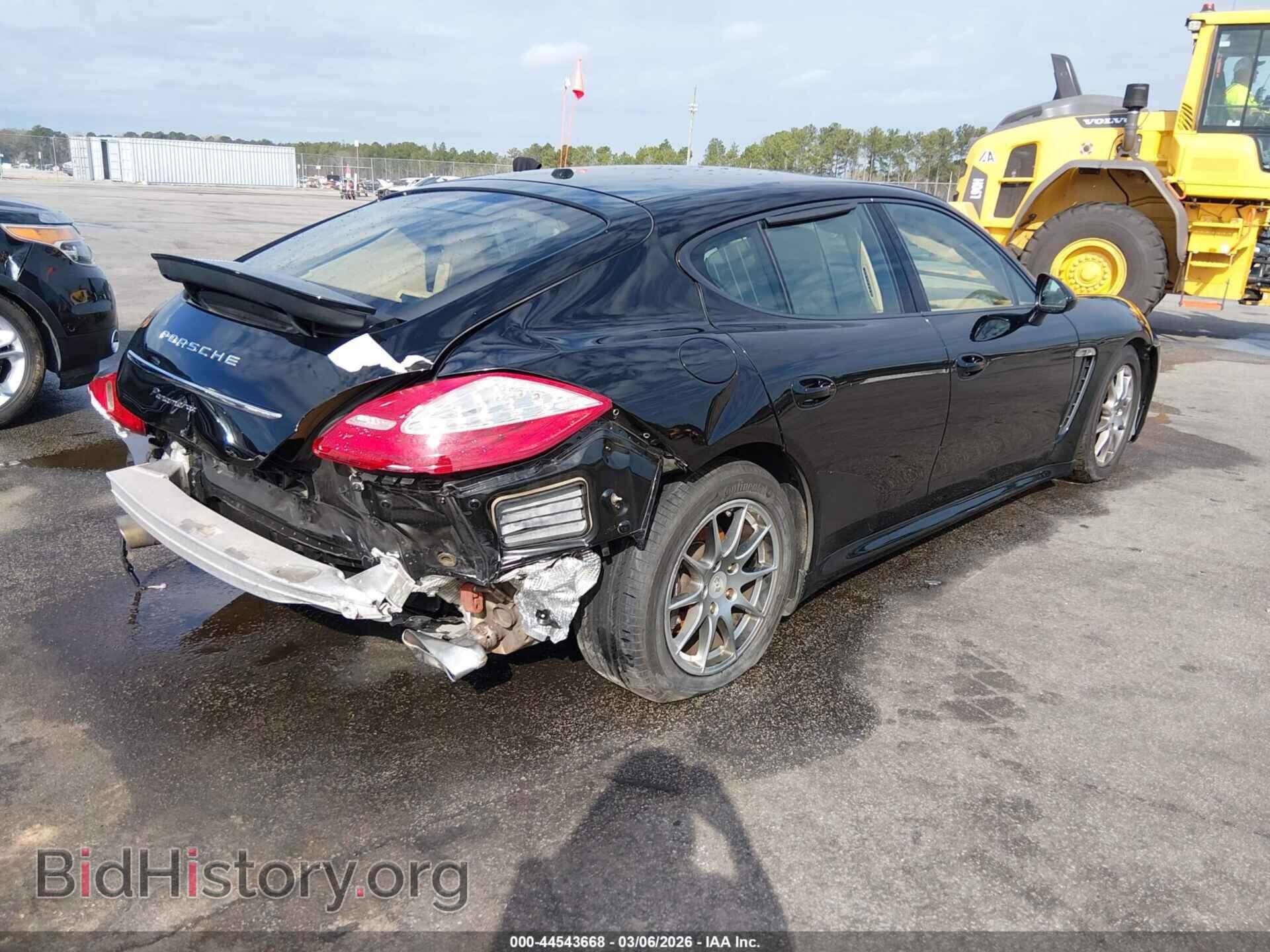 2011 PORSCHE PANAMERA - VIN: WP0AA2A77BL020885 - Фото 4