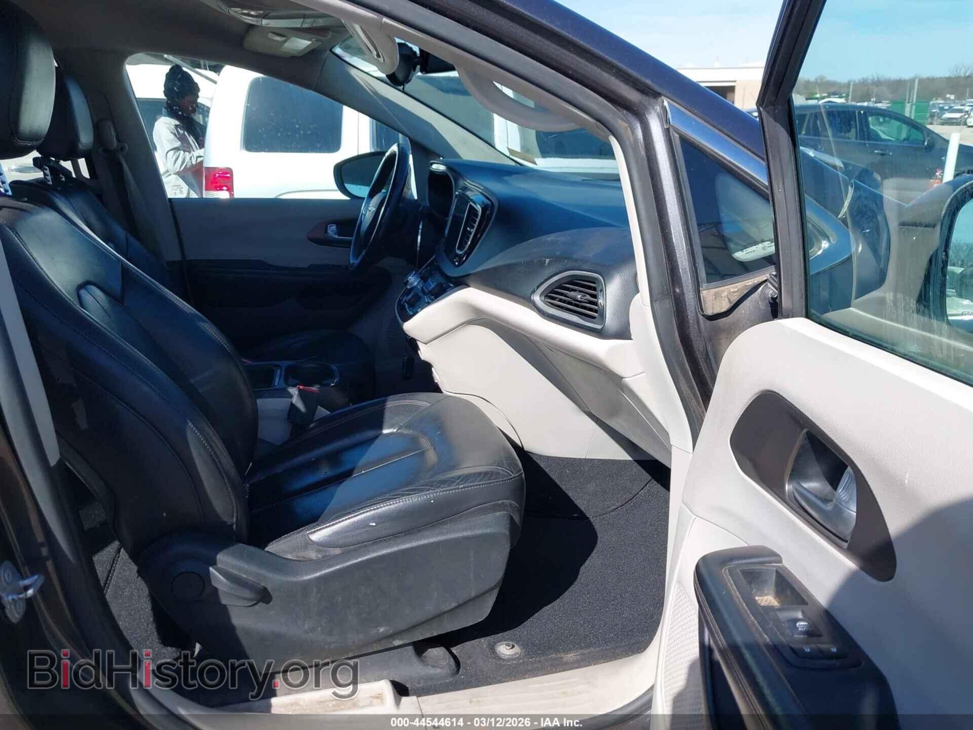 2017 CHRYSLER PACIFICA - VIN: 2C4RC1BG1HR809779 - Фото 5