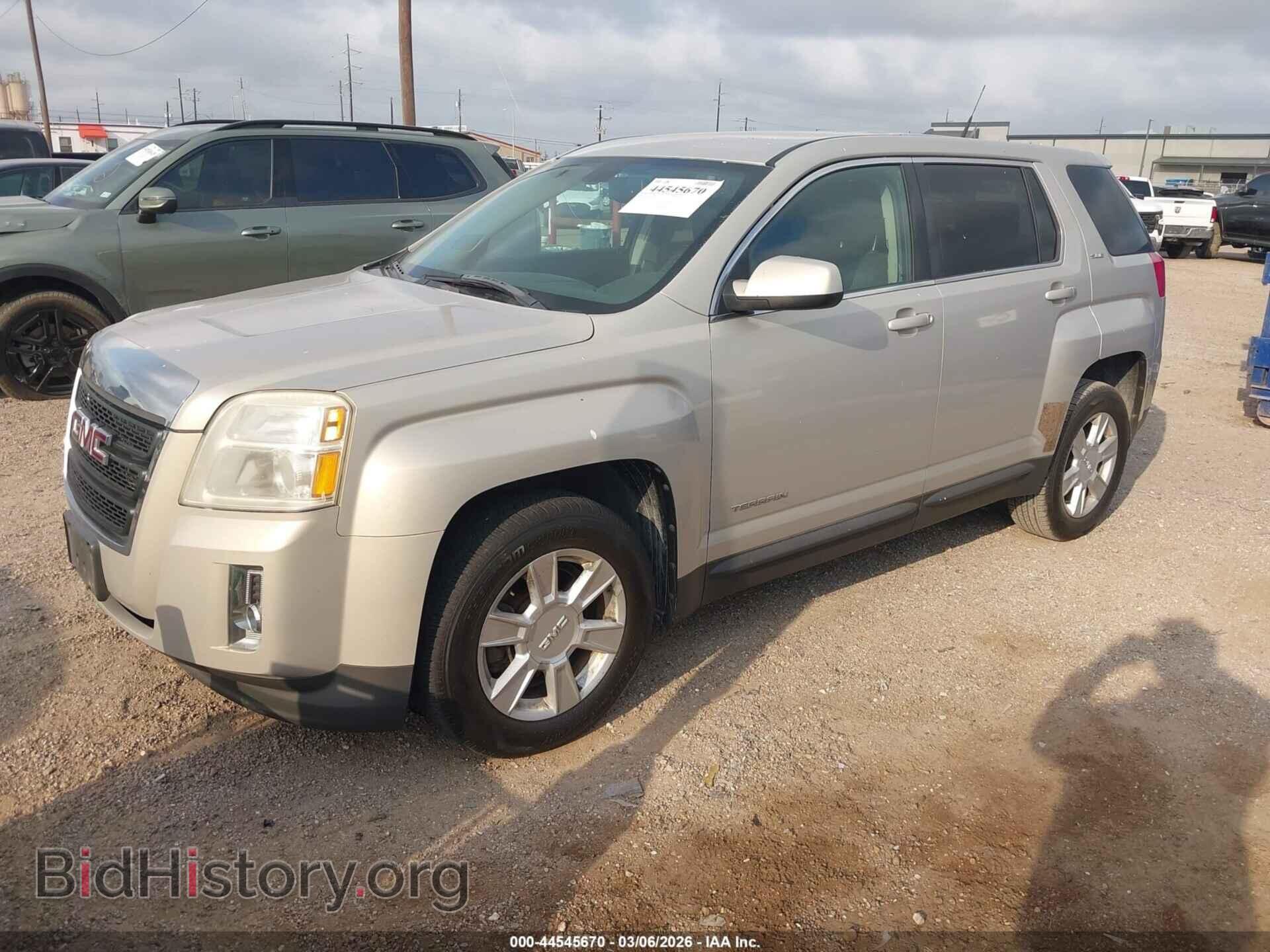2011 GMC TERRAIN - VIN: 2CTALMEC9B6451738 - Фото 2
