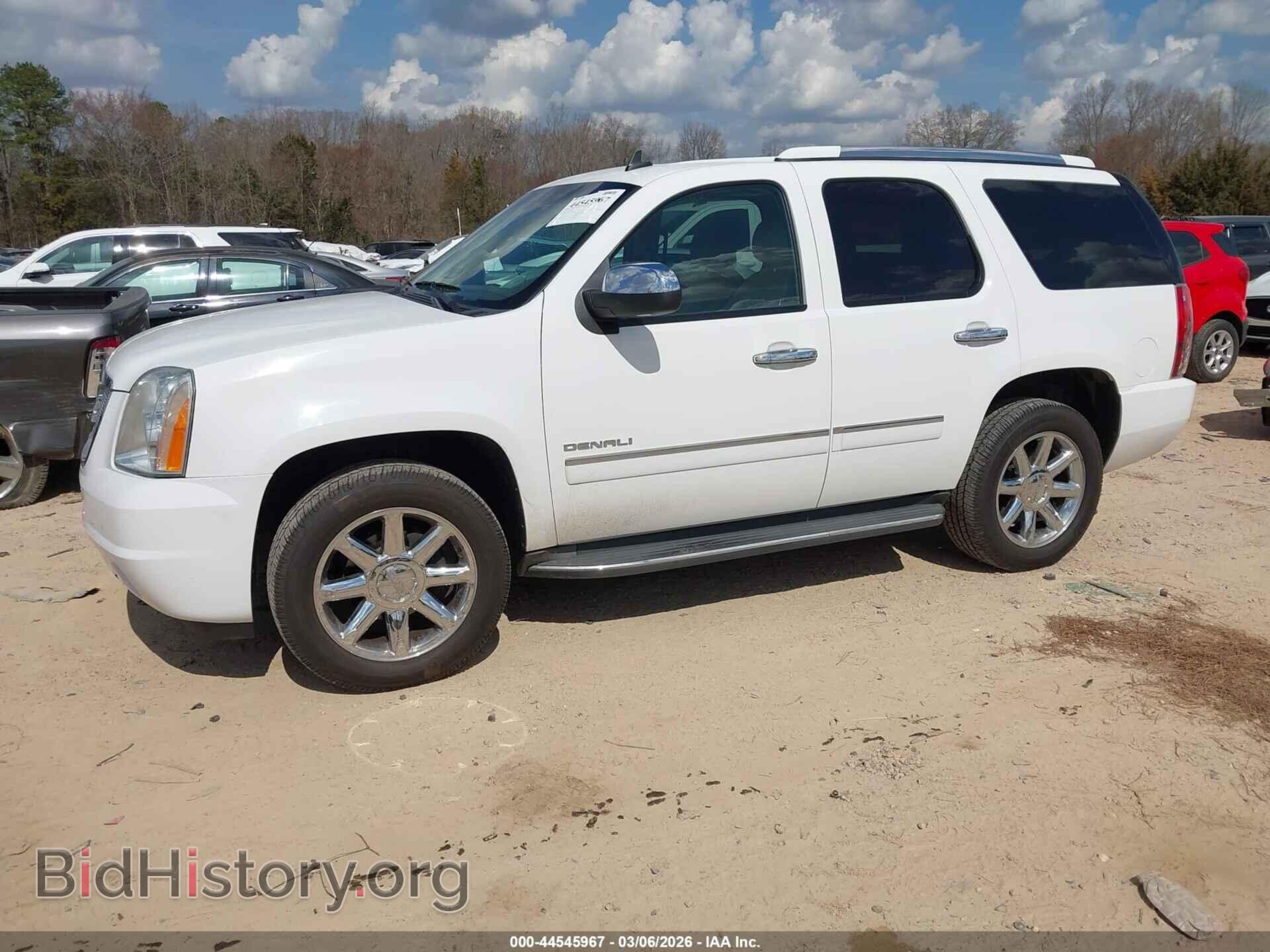 2012 GMC YUKON - VIN: 1GKS2EEF4CR131224 - Photo 2