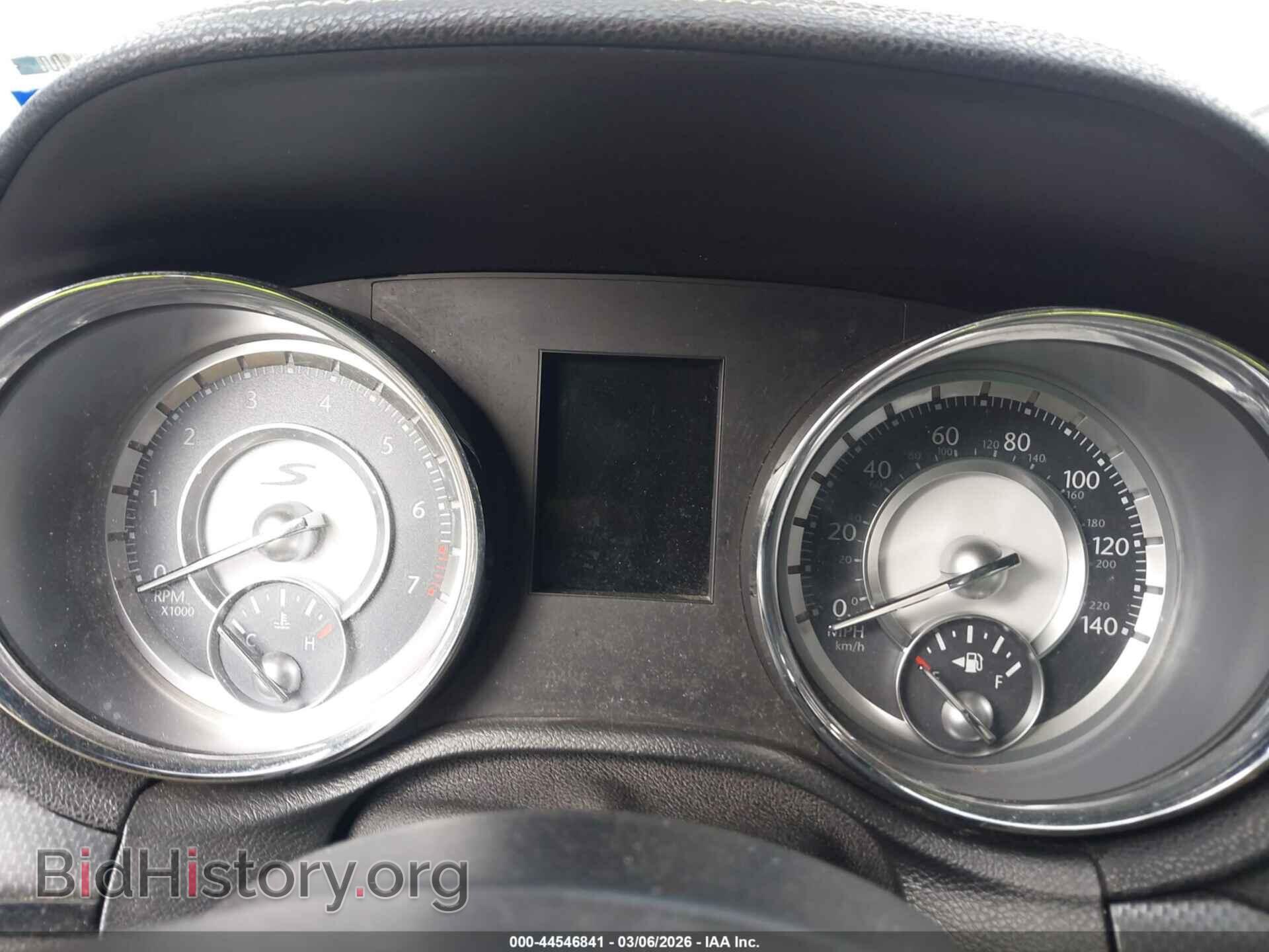 2014 CHRYSLER 300 - VIN: 2C3CCABG3EH355594 - Фото 7