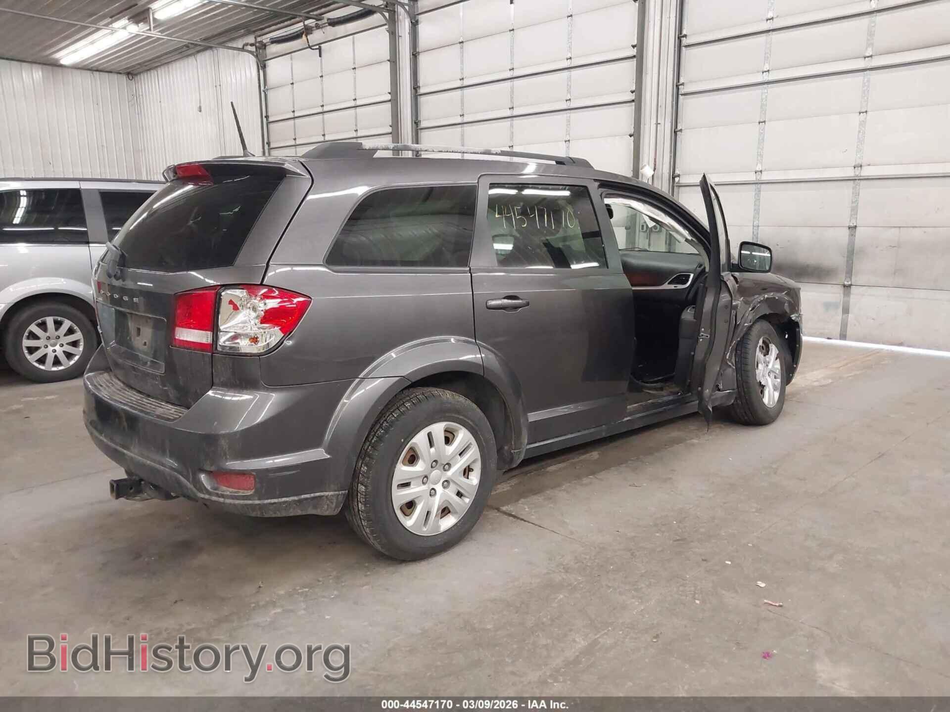 2019 DODGE JOURNEY - VIN: 3C4PDCBBXKT784261 - Фото 4