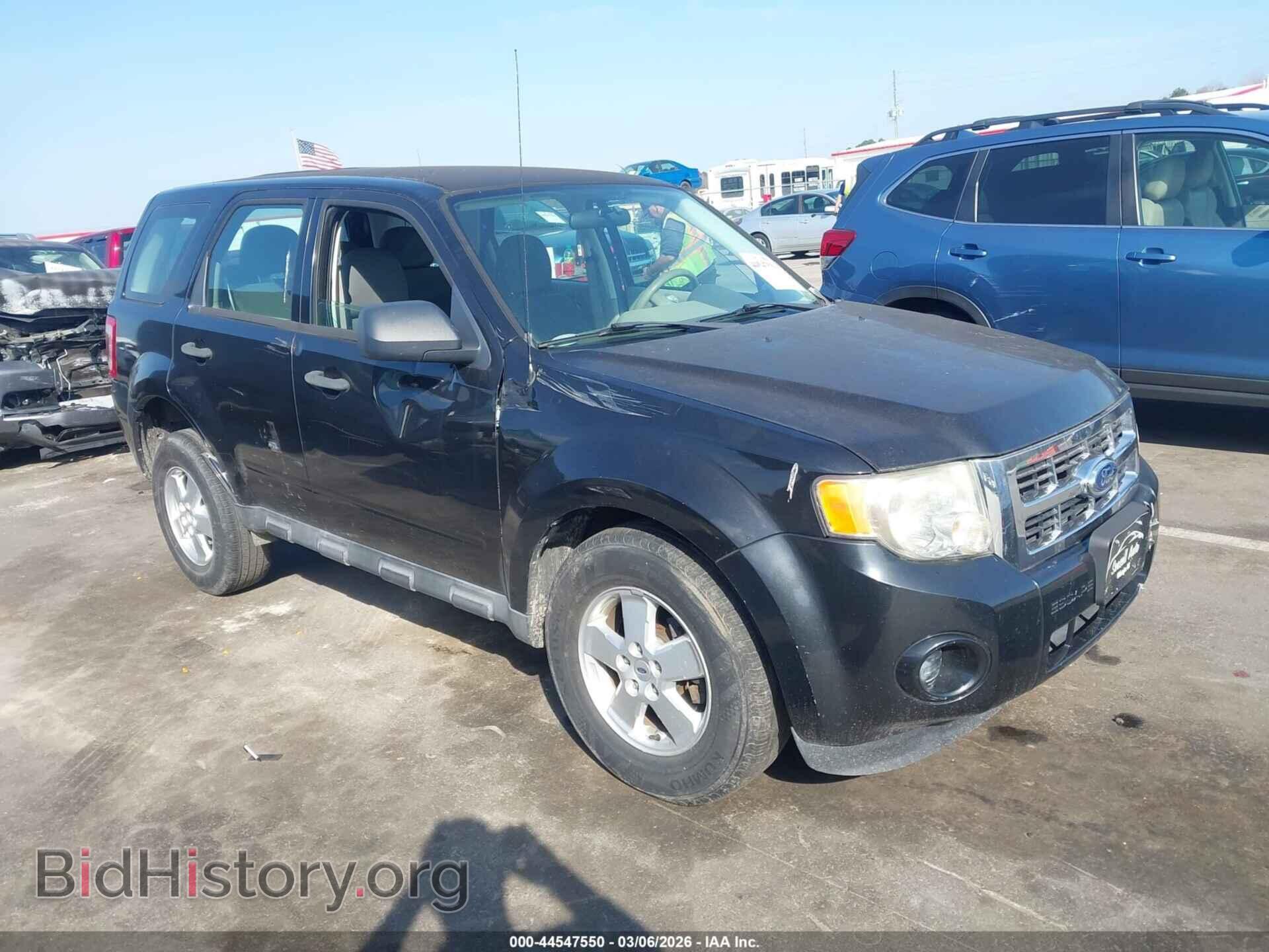 Photo 1FMCU9C7XBKA18426 - FORD ESCAPE 2011