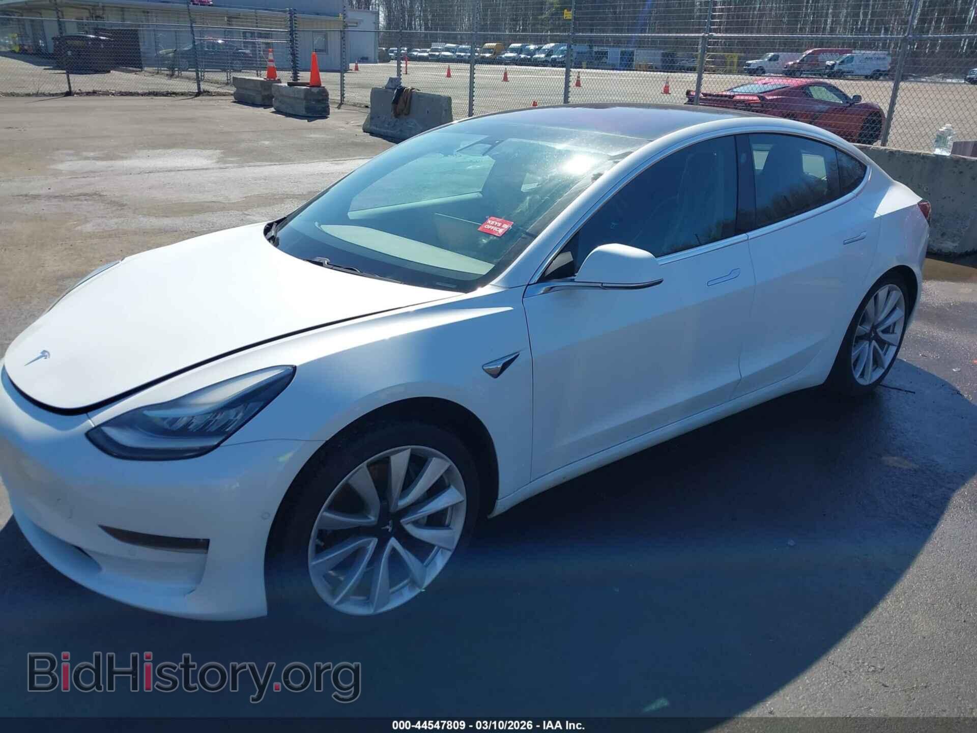 2018 TESLA MODEL 3 - VIN: 5YJ3E1EA1JF015857 - Фото 2